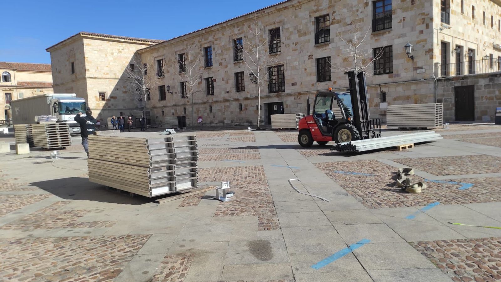 Montaje de la carpa (3)