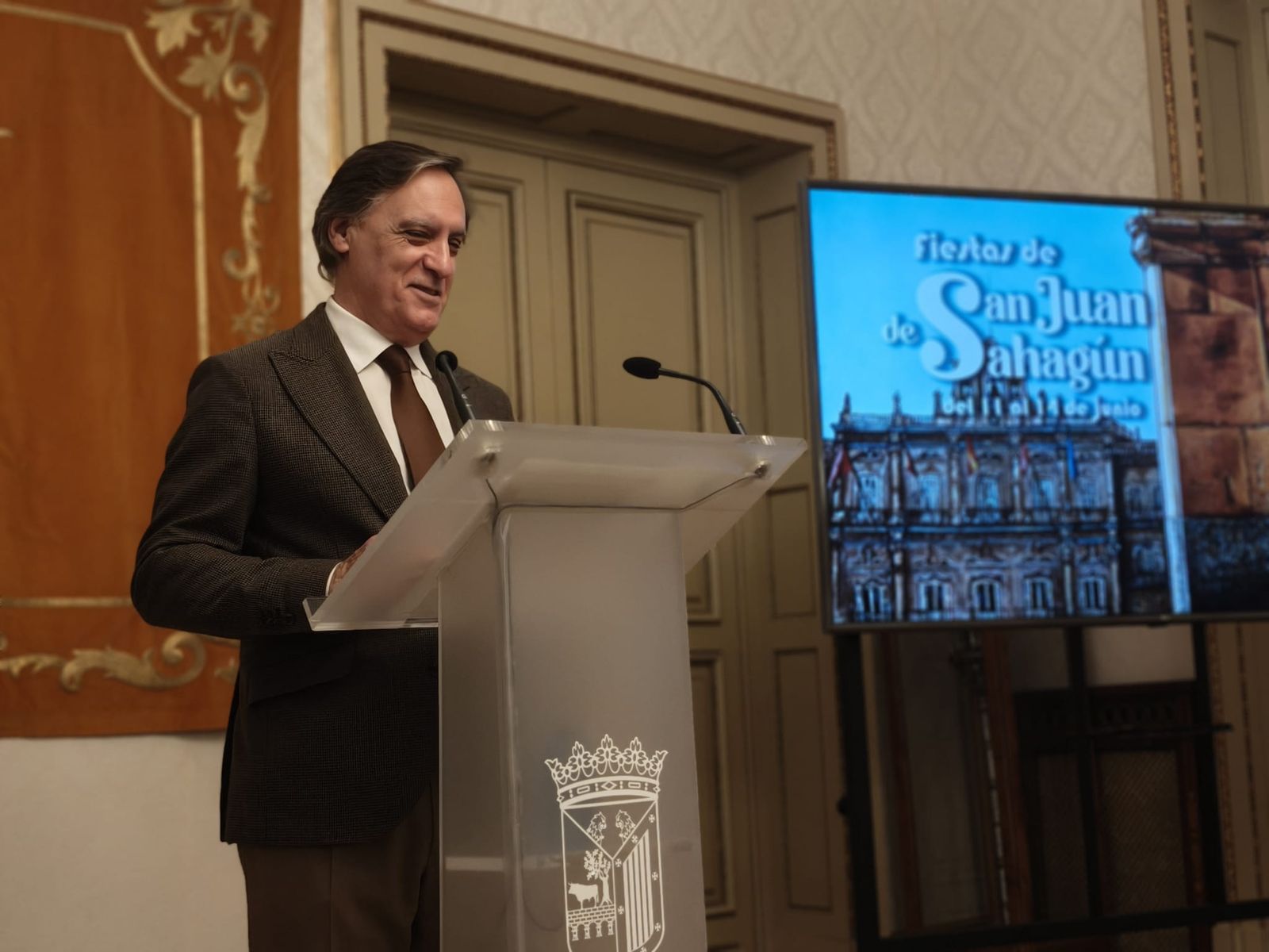 El alcalde de Salamanca presenta la programación de las Fiestas de San Juan de Sahagún
