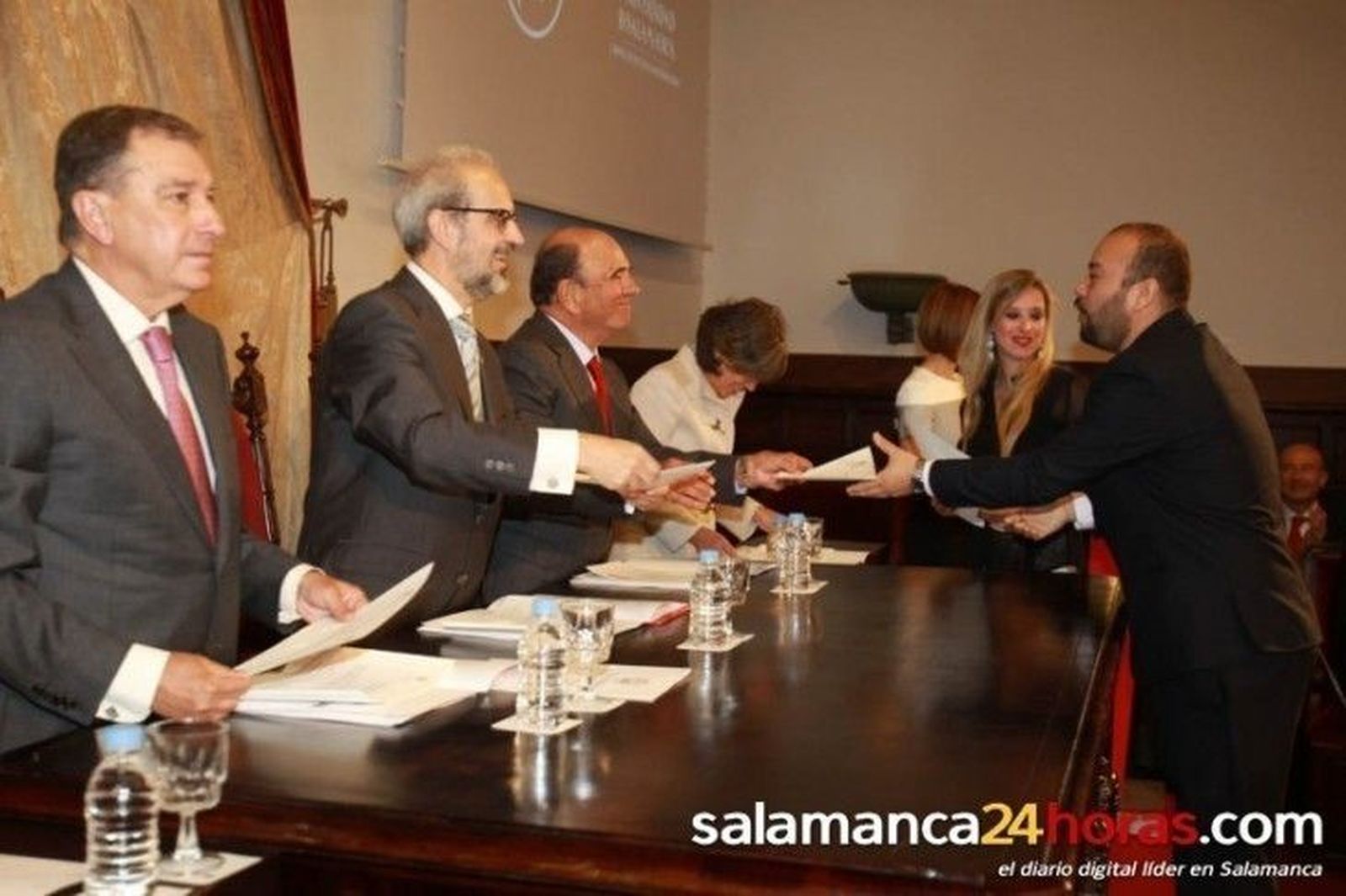 Abiertas las convocatorias de becas de Grado y Doctorado para latinoamericanos y erasmus en empresas