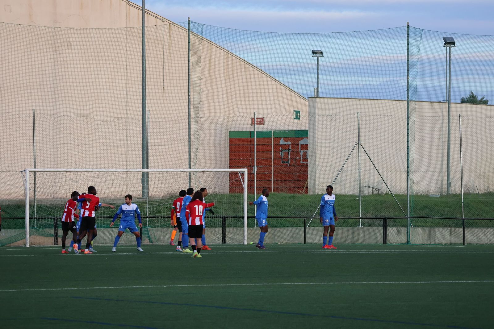 Empate del Zamora CF B ante CDF Cubillos