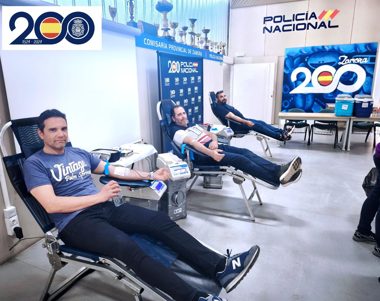 Éxito en la campaña de donación de sangre en la Comisaría de Policía de Zamora (2)