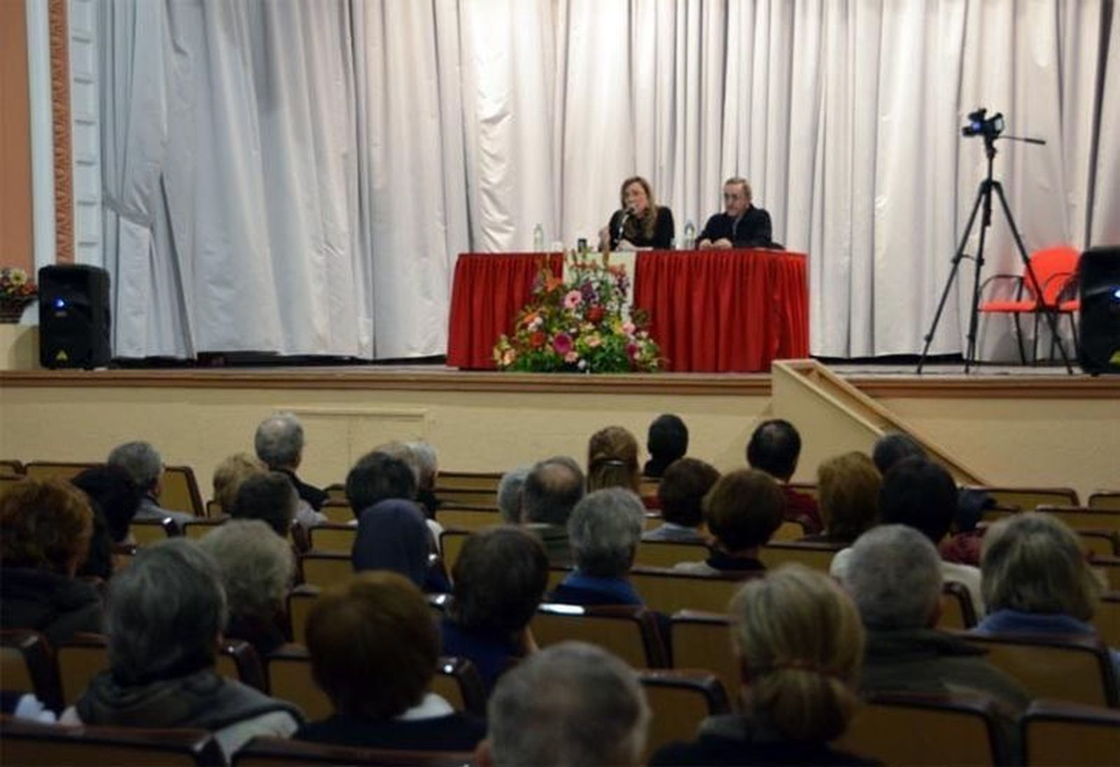 Compte, profesora de la UPSA: “en el amor nos jugamos la radicalidad de nuestra fe”