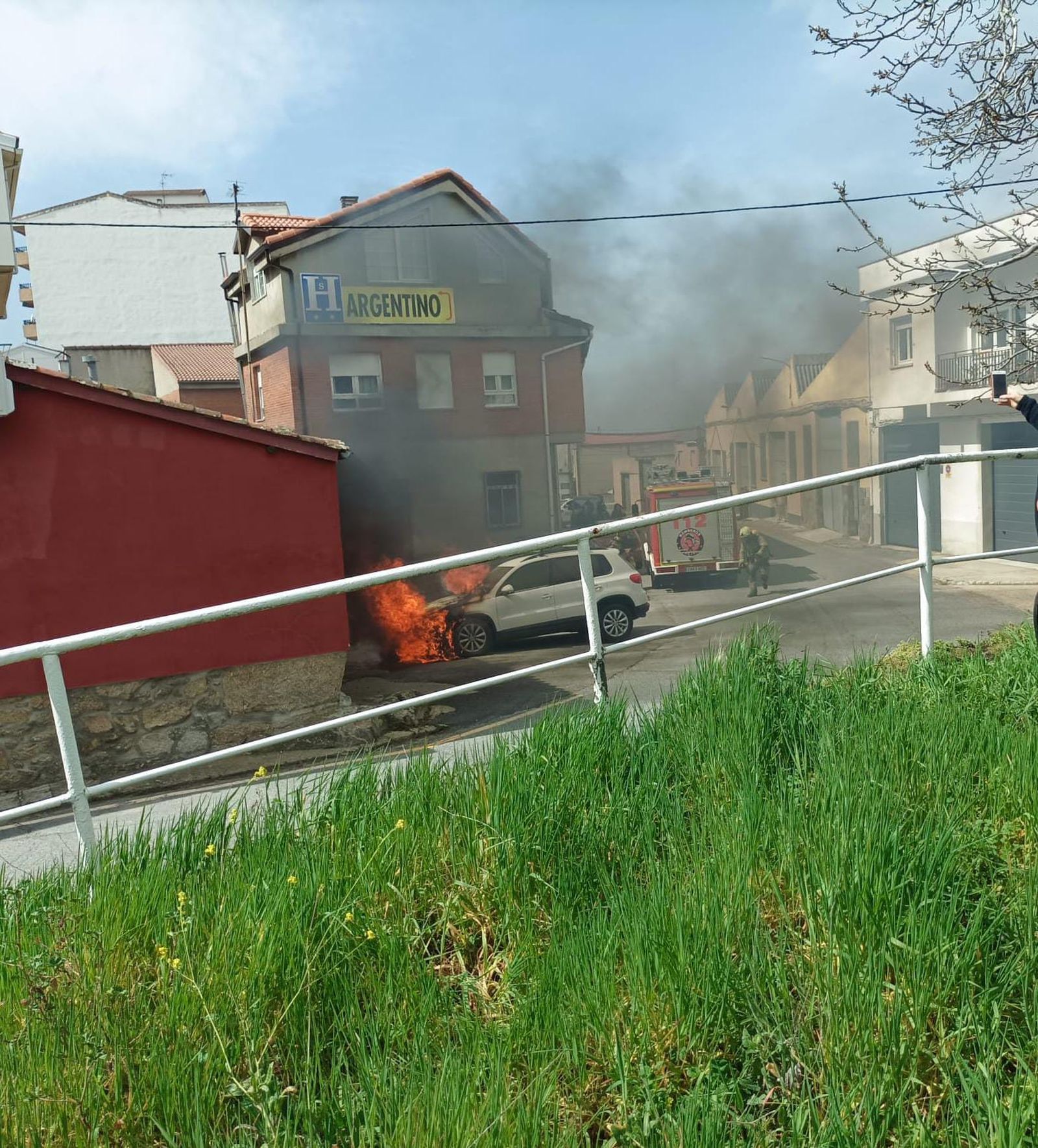 Arde un coche en el centro de Béjar