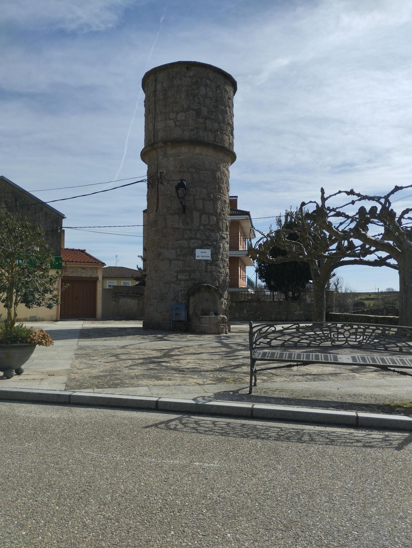 Fuente de agua Villalcampo