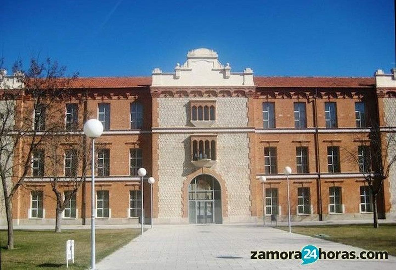 Más dinero para Educación, becas y lenguas extranjeras