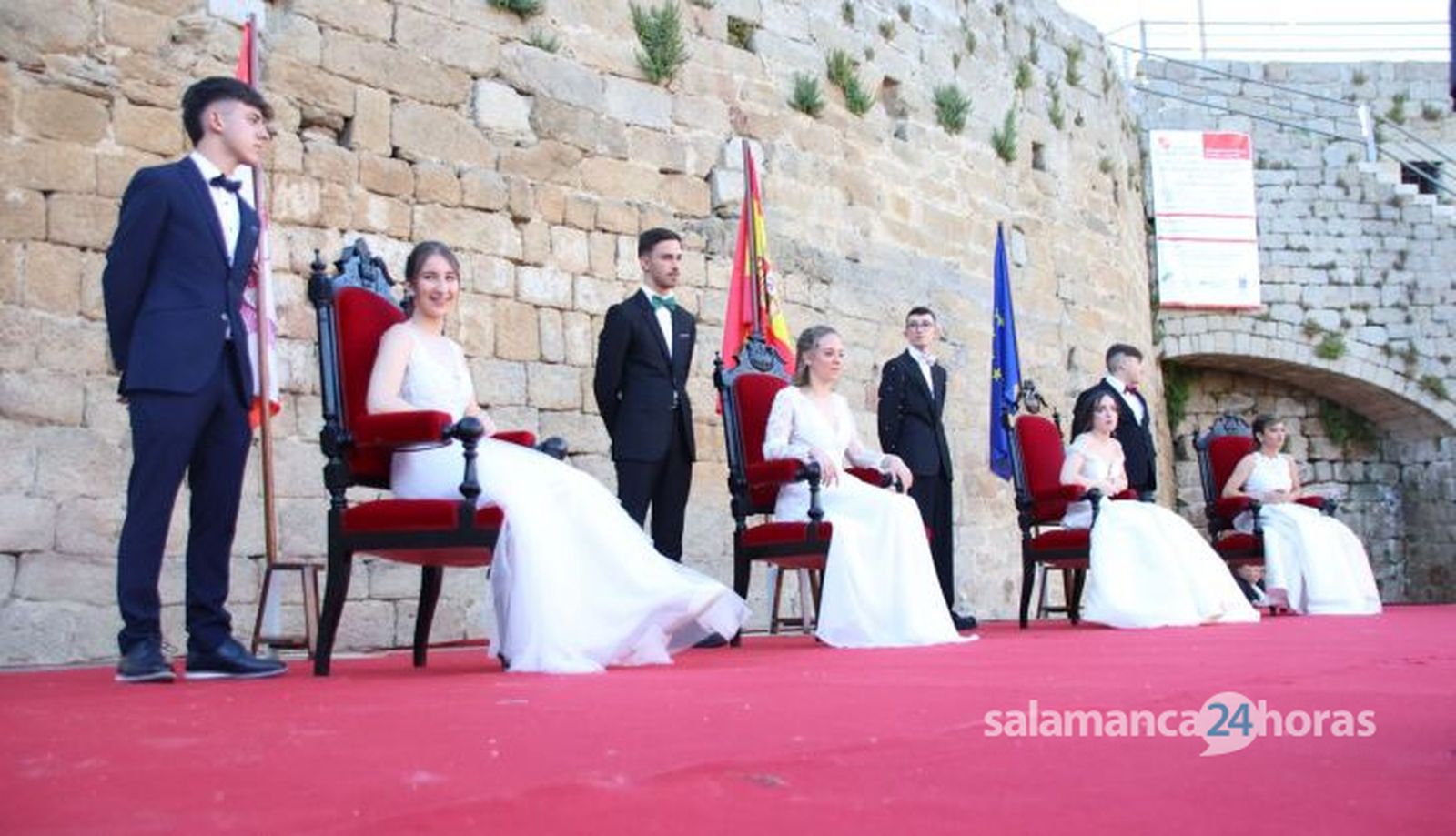 Pregón y proclamación de la reina y damas en Ledesma