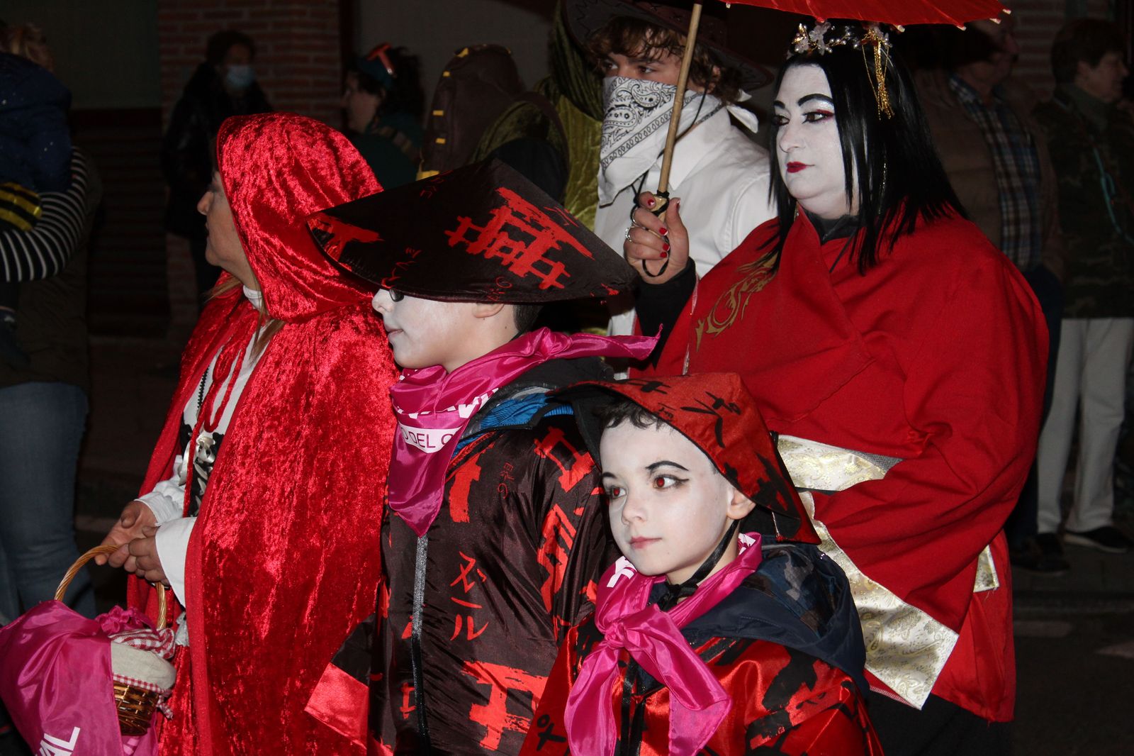 desfile-de-disfraces-de-carnaval-del-barrio-del-oeste-41