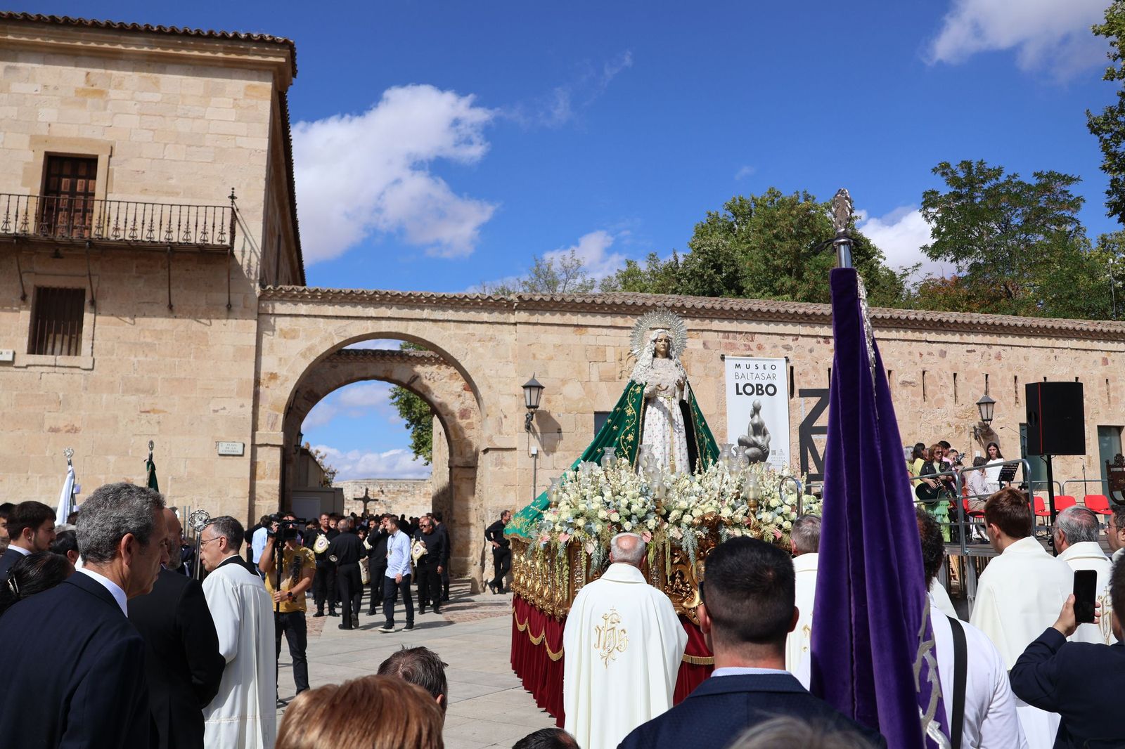 Procesión extraordinaria de la Virgen de La Esperanza