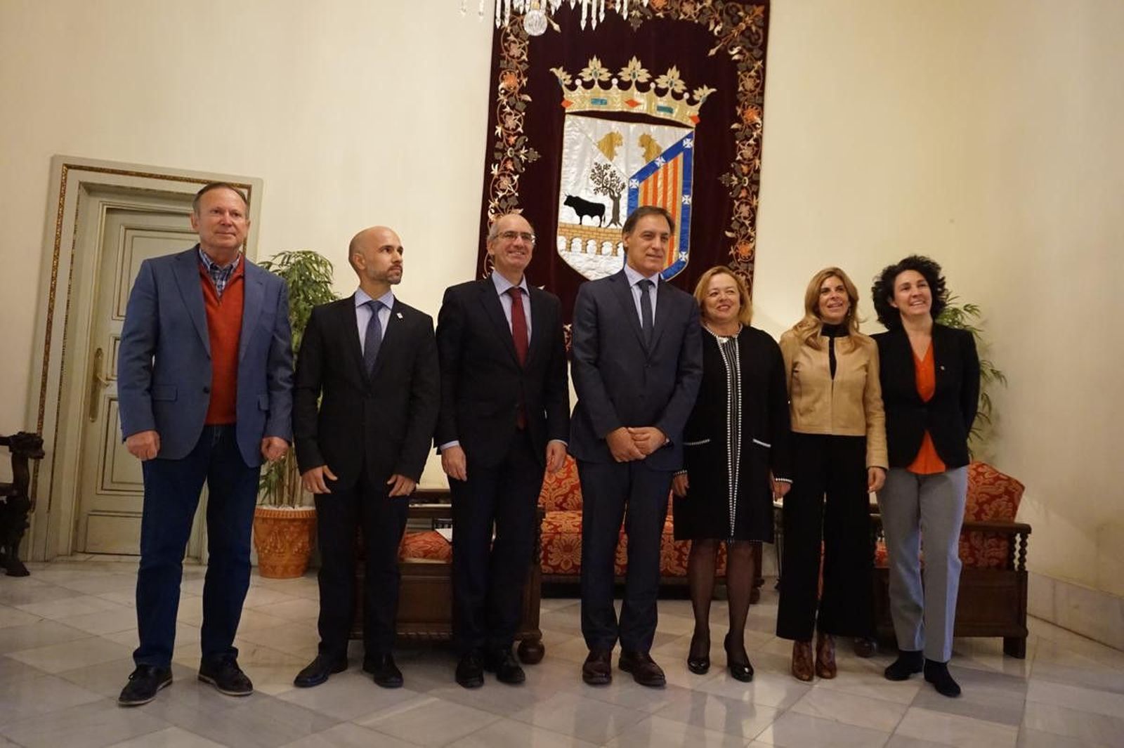 Ayuntamiento diputacion universidad