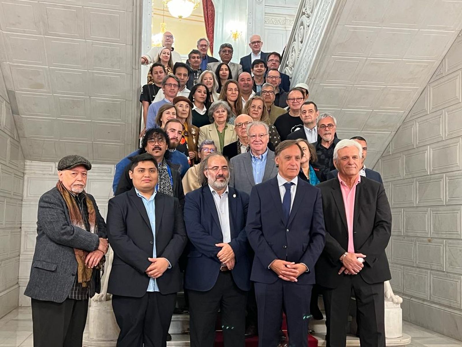 salamanca-concede-el-titulo-de-huespedes-distinguidos-a-los-poetas-rafael-soler-y-alejandro-rejon-foto-s24h-12