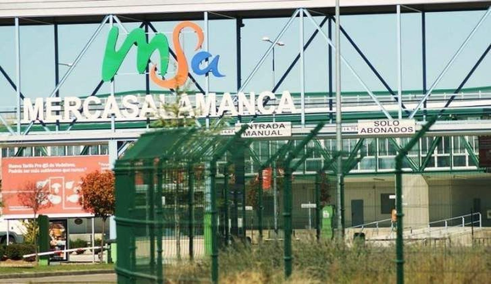 Ganemos denuncia que los empresarios de la Zona de Actividades Complementarias de Mercasalamanca se sienten engañados