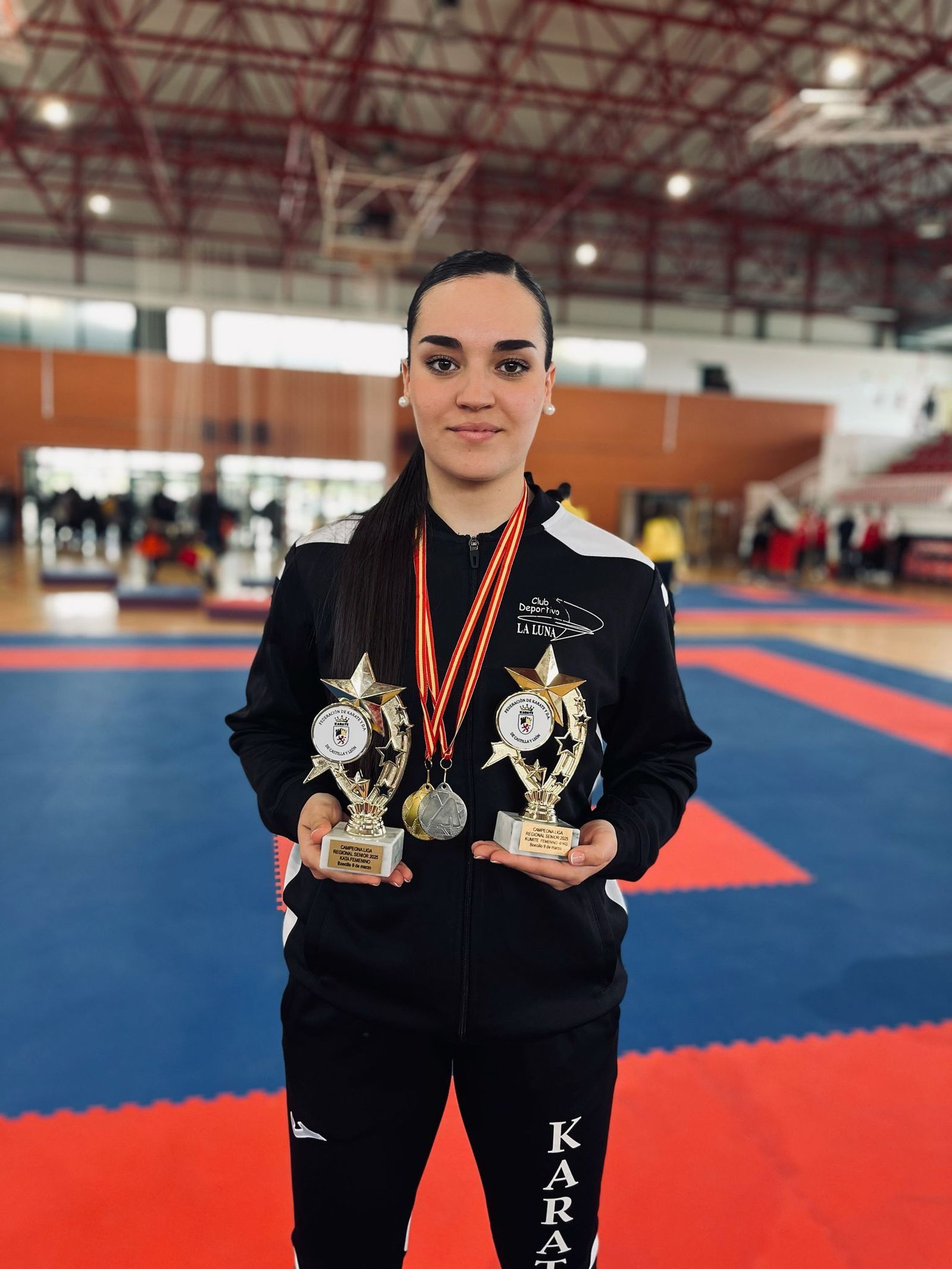 Daniella Sánchez vuelven a celebrar otro éxito en la primera Liga Regional de Karate