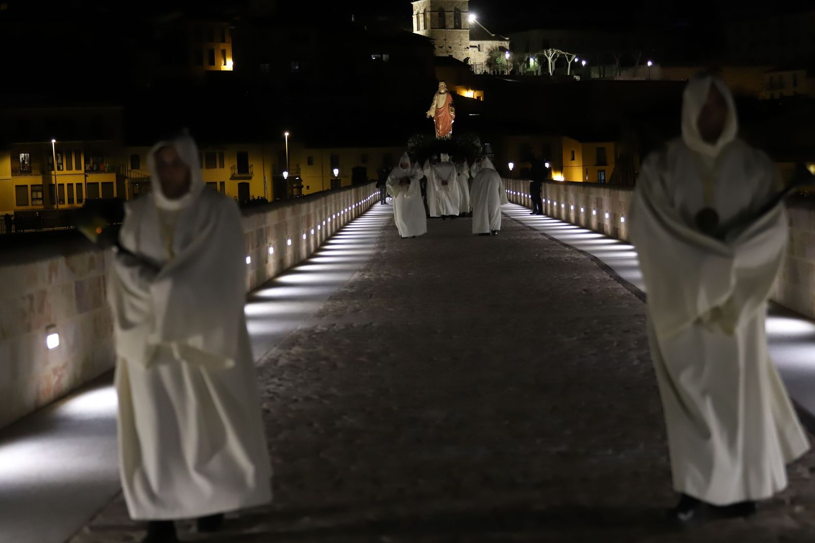 GALERÍA | Revive en imágenes la Procesión de Luz y Vida