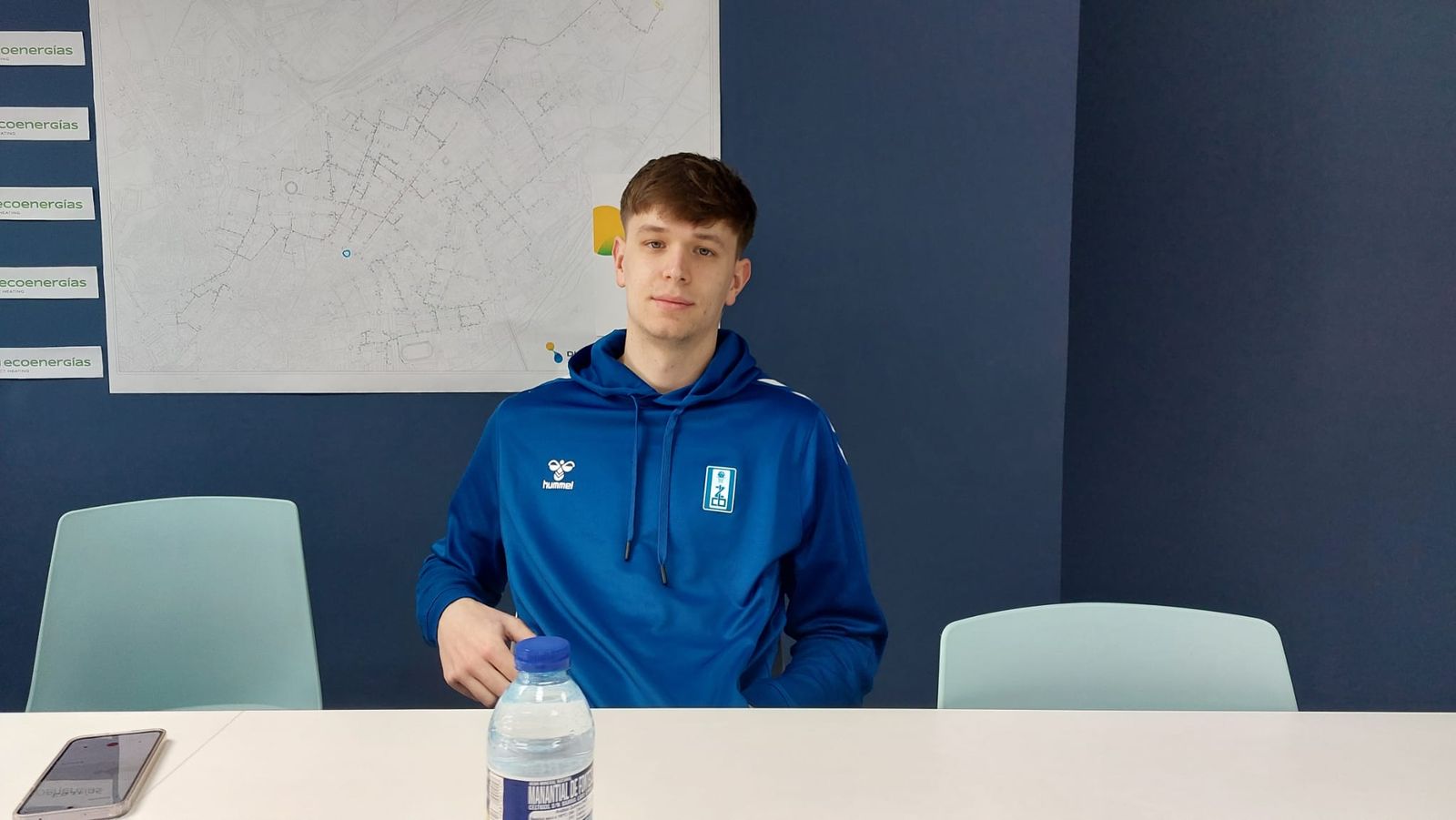 Ondrej Hanzlik en rueda de prensa