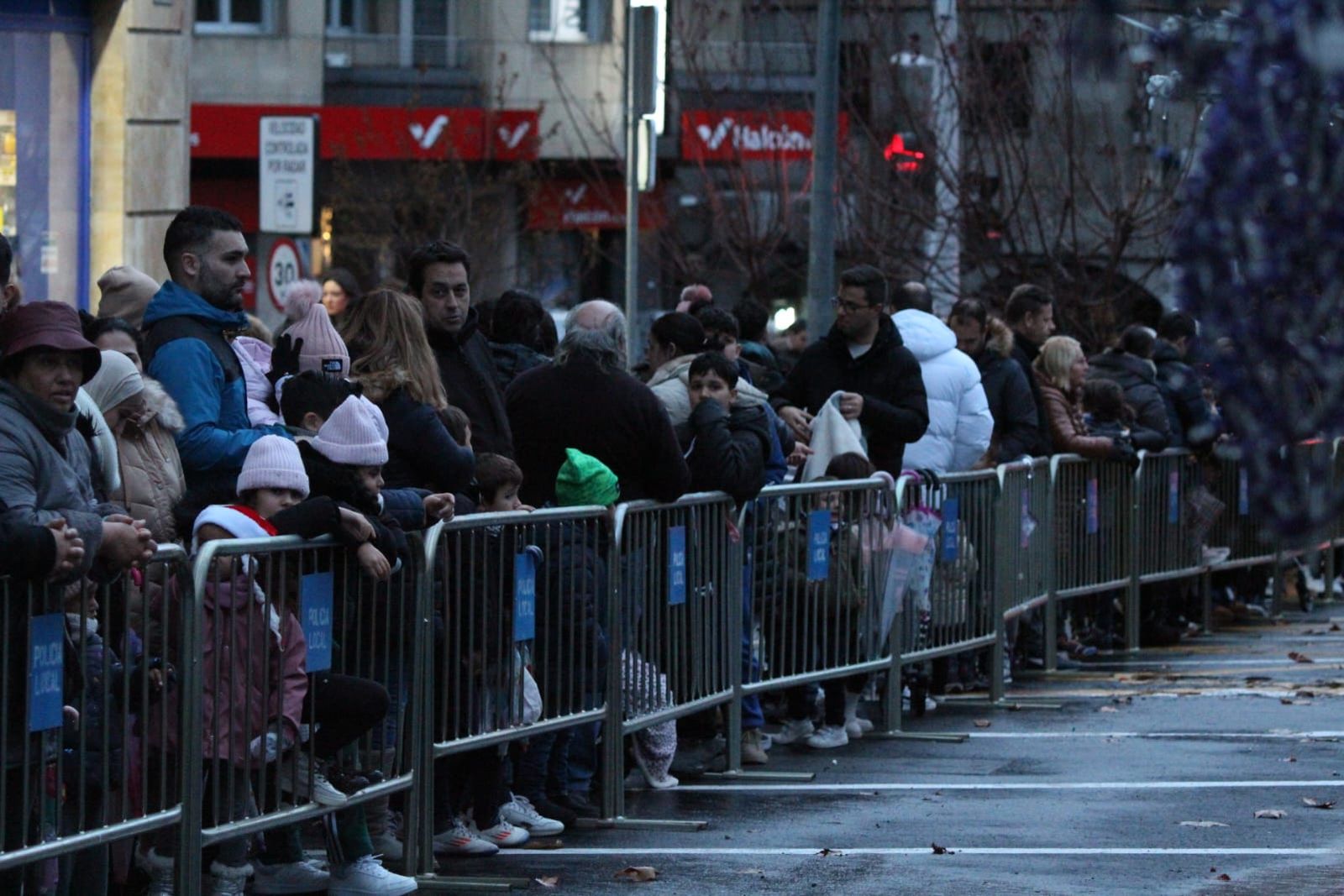 16c3d83e-4e9f-40e9-9320-4bfae2d3fec9