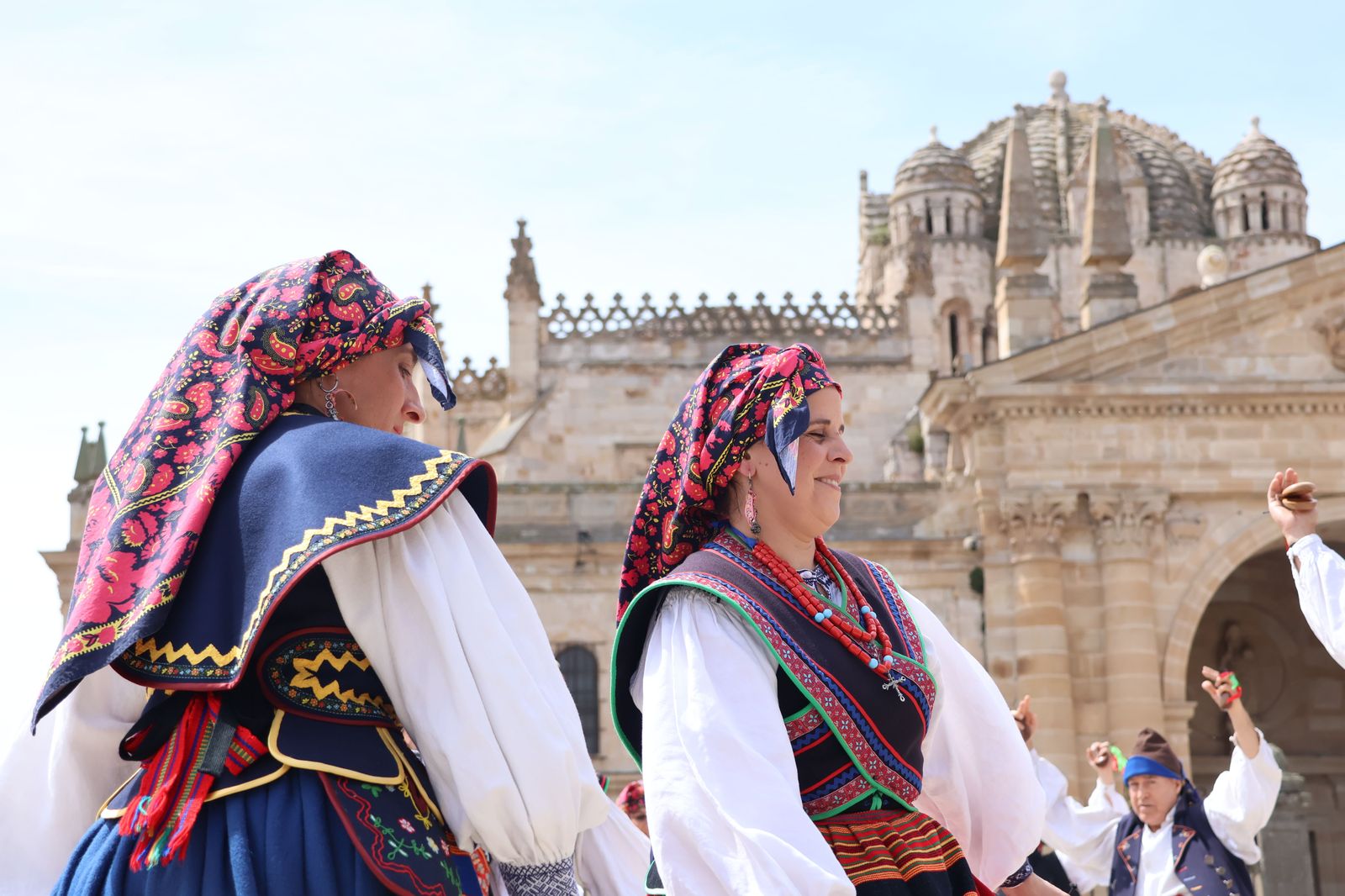 el-bolero-de-algodre-en-la-plaza-de-la-catedral-37