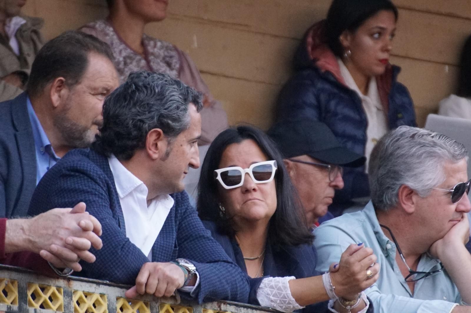 resumen-fotografico-del-ambiente-en-los-tendidos-de-la-glorieta-durante-la-corrida-concurso-22-de-septiembre-fotos-juanes-83