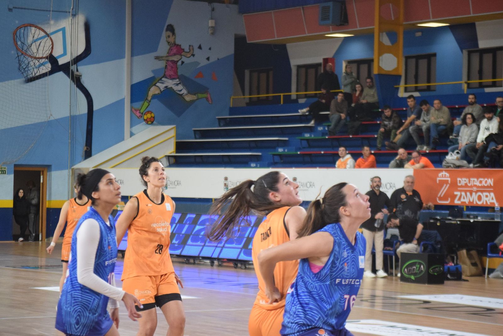 GALERÍA | Revive el emocionante encuentro entre el CD Zamarat y el Castellón