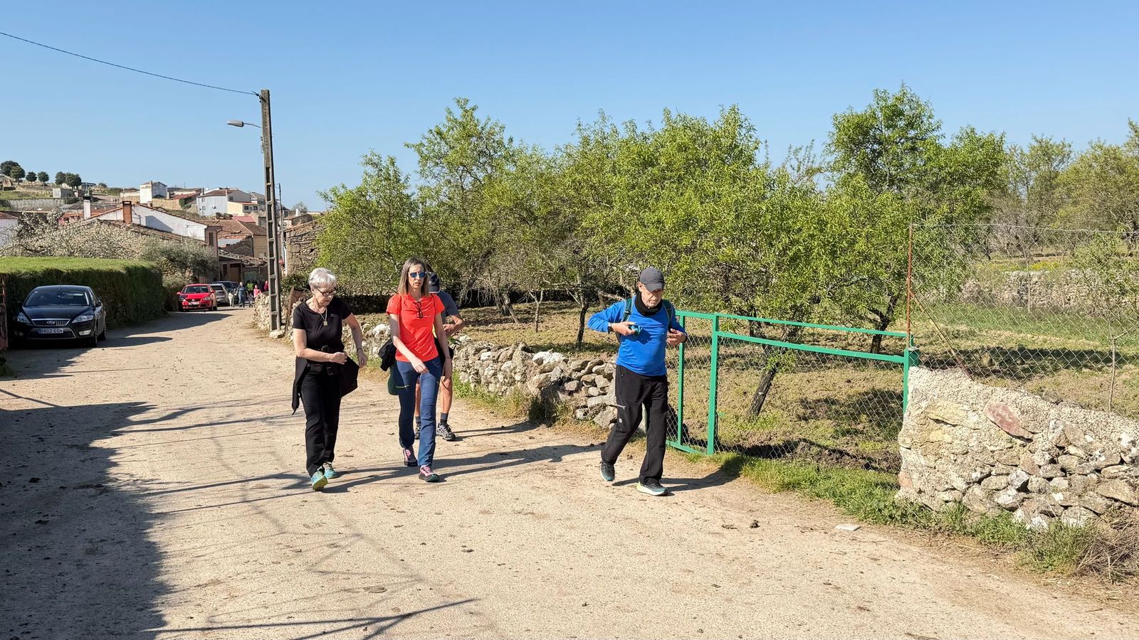 Marcha senderiesta mieza