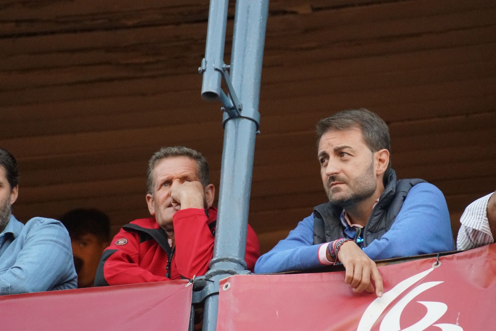 Así ha vivido la afición salmantina el adiós a la feria desde los tendidos: imágenes del ambiente en la corrida concurso