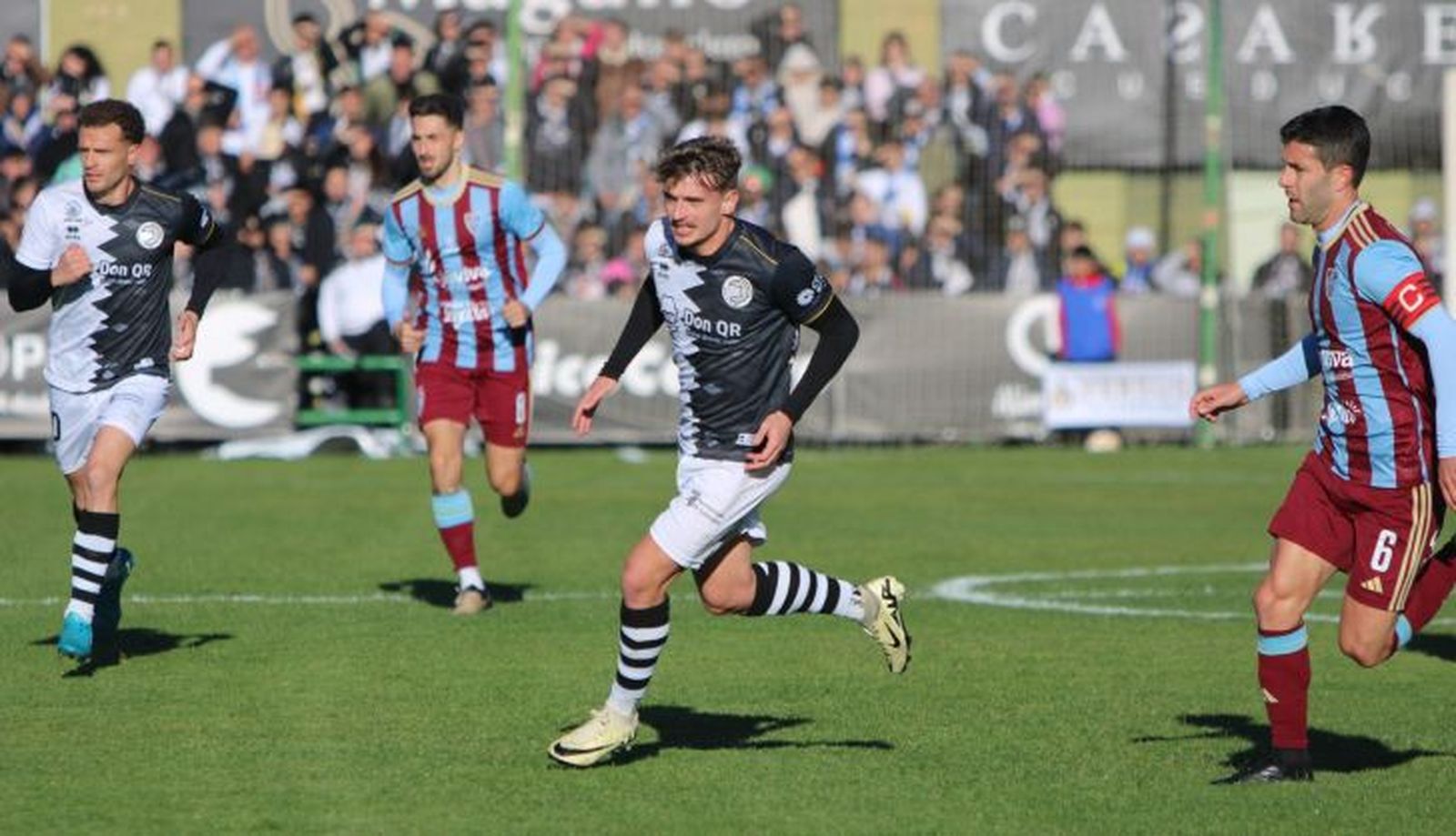 Pau Martínez, ante la Gimnástica Segoviana | FOTO UNIONISTAS CF