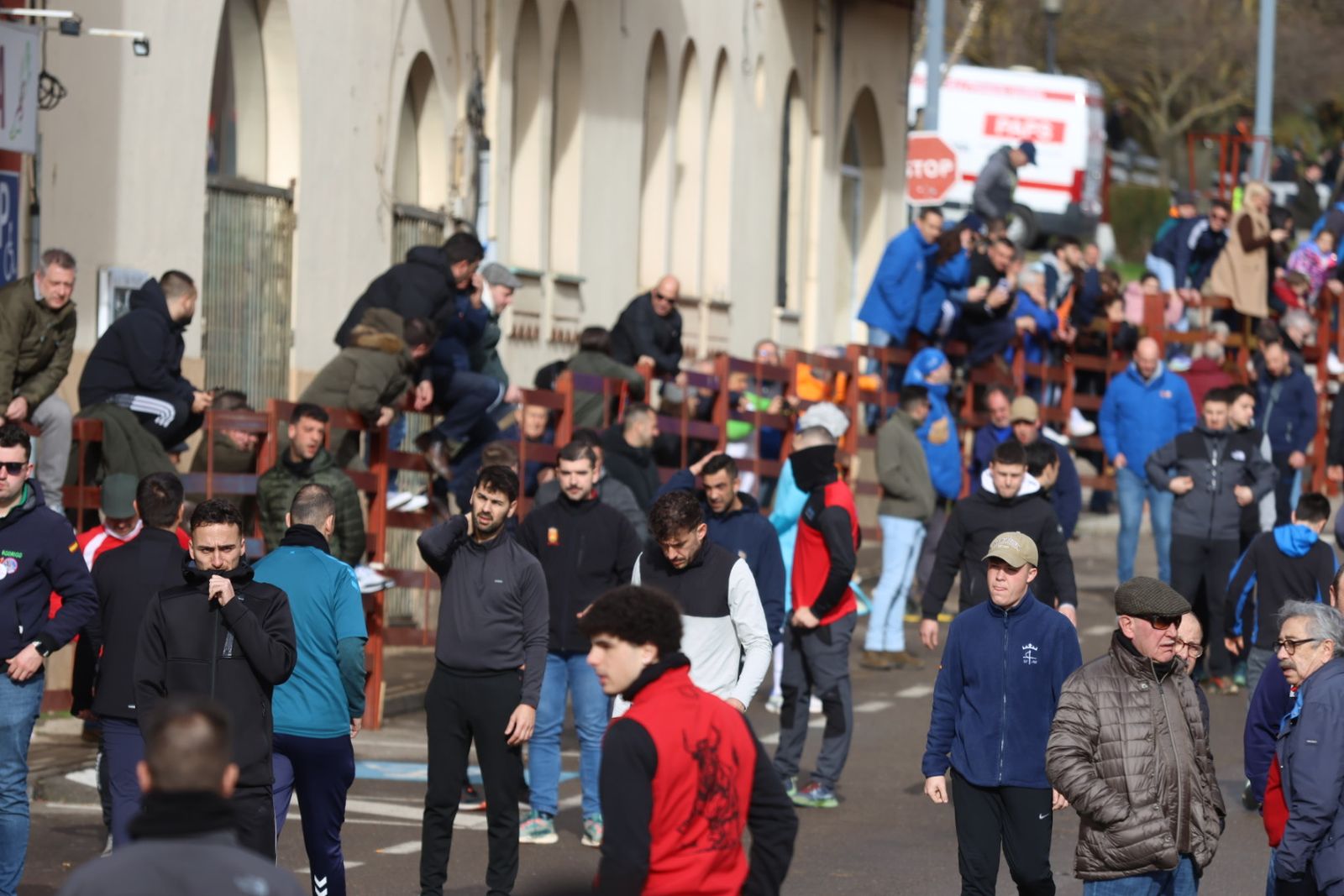 Ambiente del Encierro tradicional del lunes 17 de febrero
