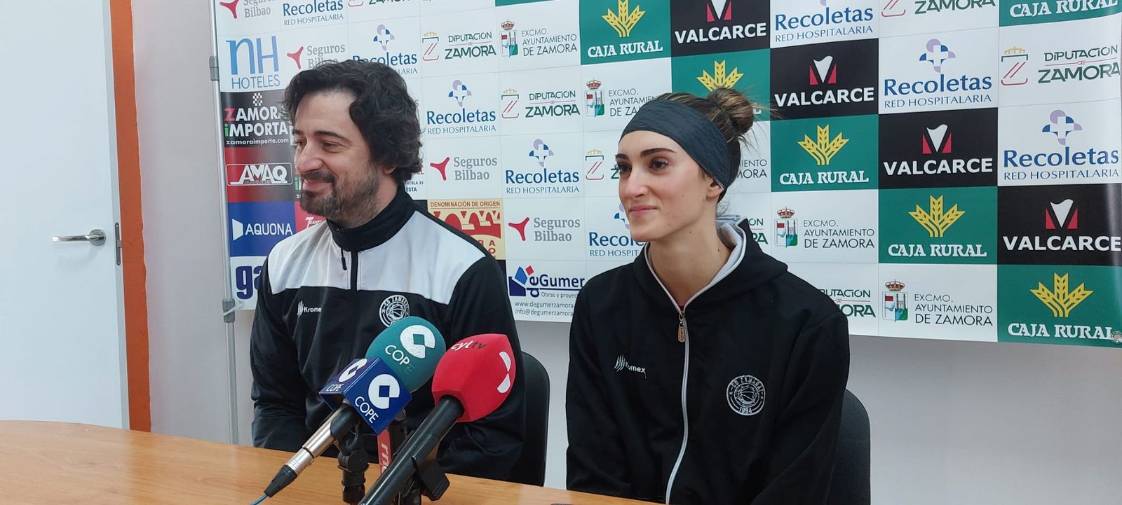 Rueda de prensa del CD Zamarat