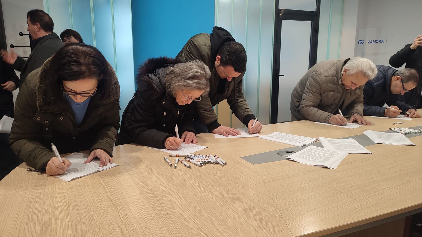 Alcaldes y alcaldesas del PP firman el manifiesto por la igualdad 5