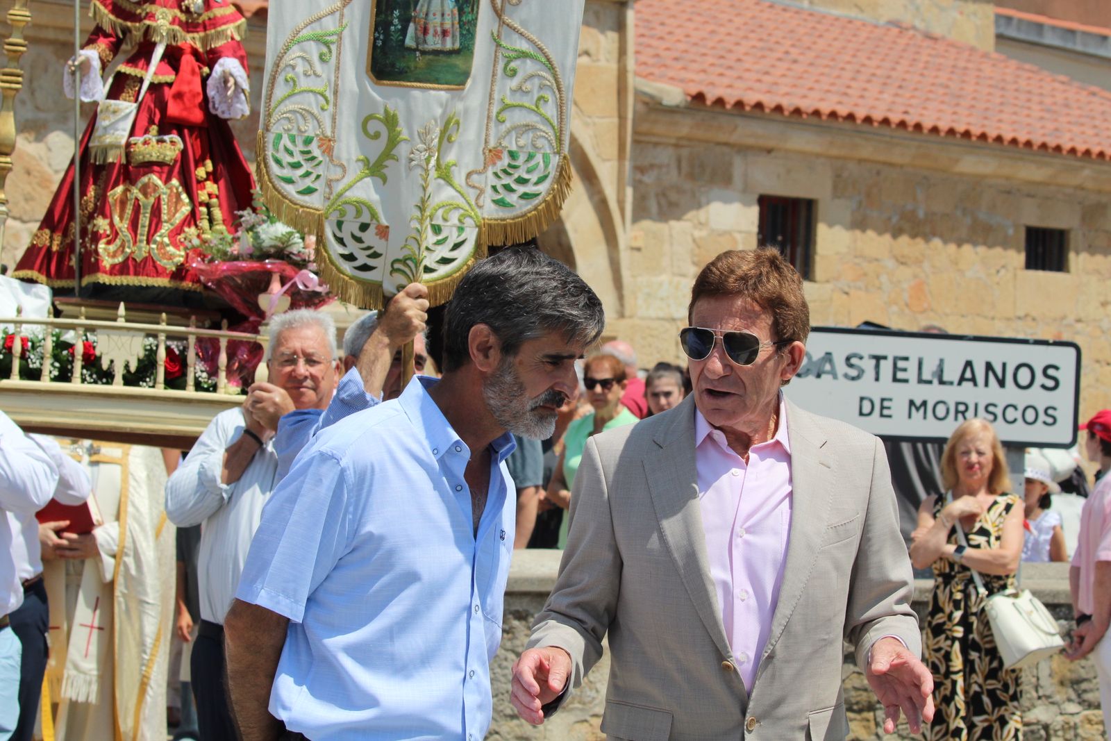 Moriscos. Procesión acompañada por la Agrupación Musical Virgen de la Vega