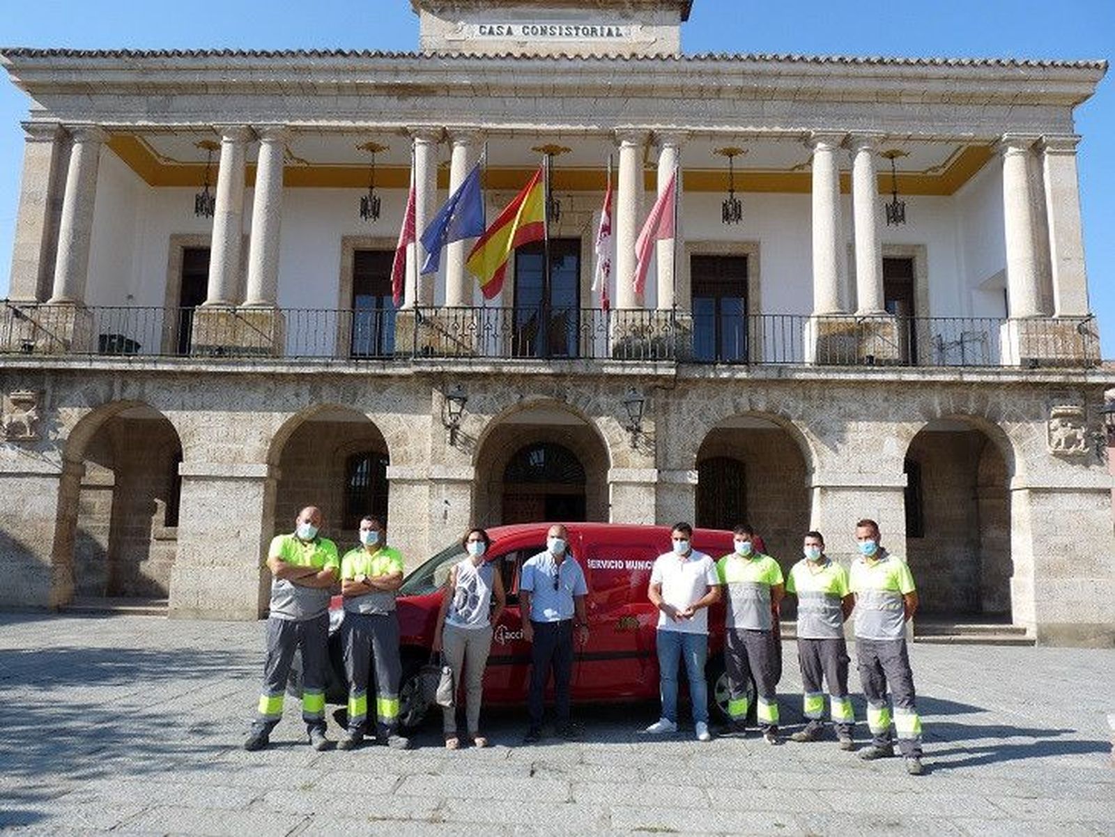 Vehiculo electrico toro furgoneta (1)