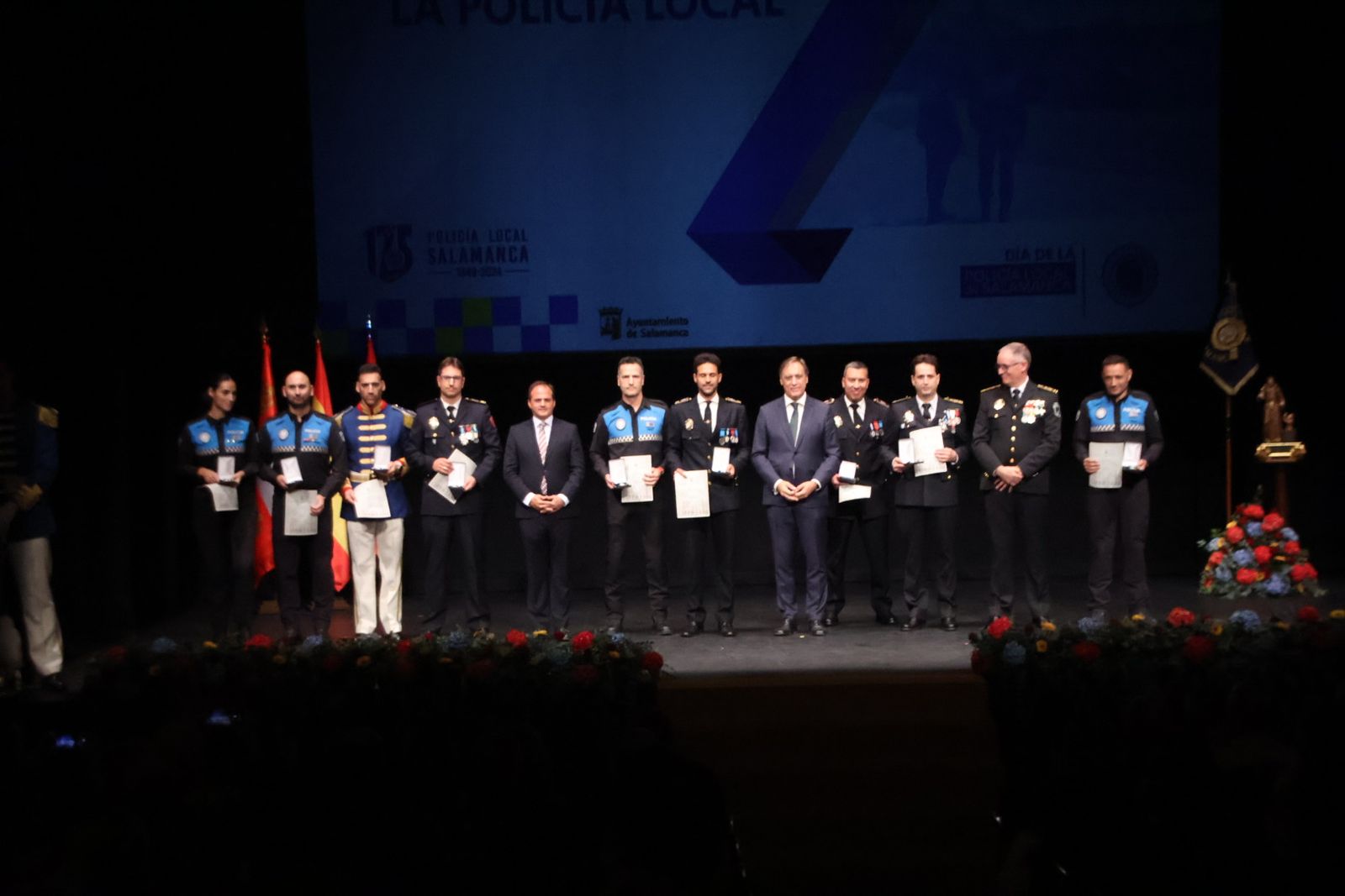 Día de la Policía Local en el Teatro Liceo