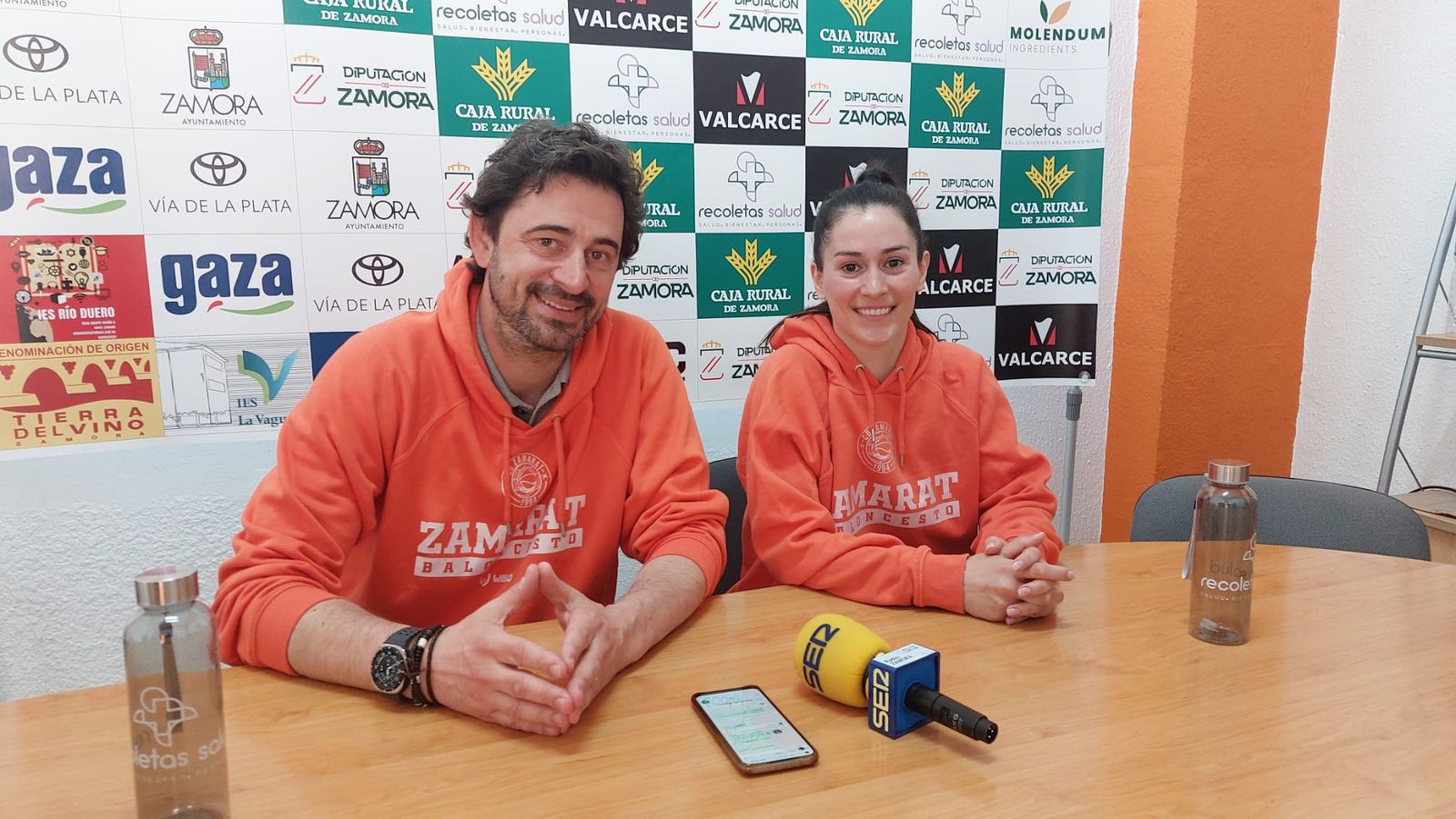 Ricardo Vasconcelos y Joana Soeiro, en rueda de prensa
