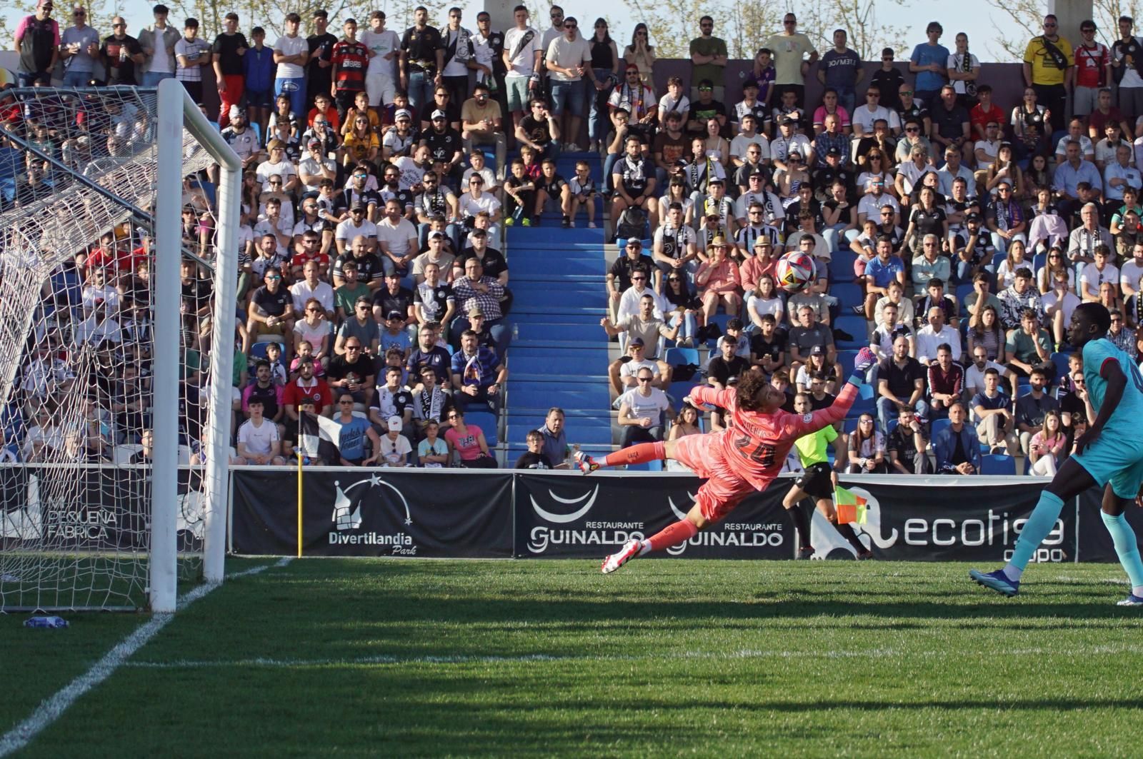 whatsapp-image-2024-04-14-at-19-57-13