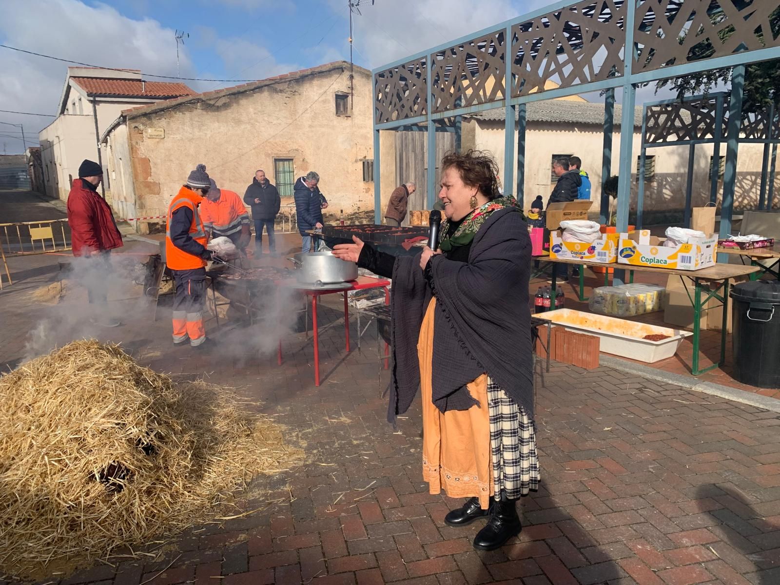 Doñinos revive las labores más artesanales de la provincia con la XVIII fiesta de la matanza