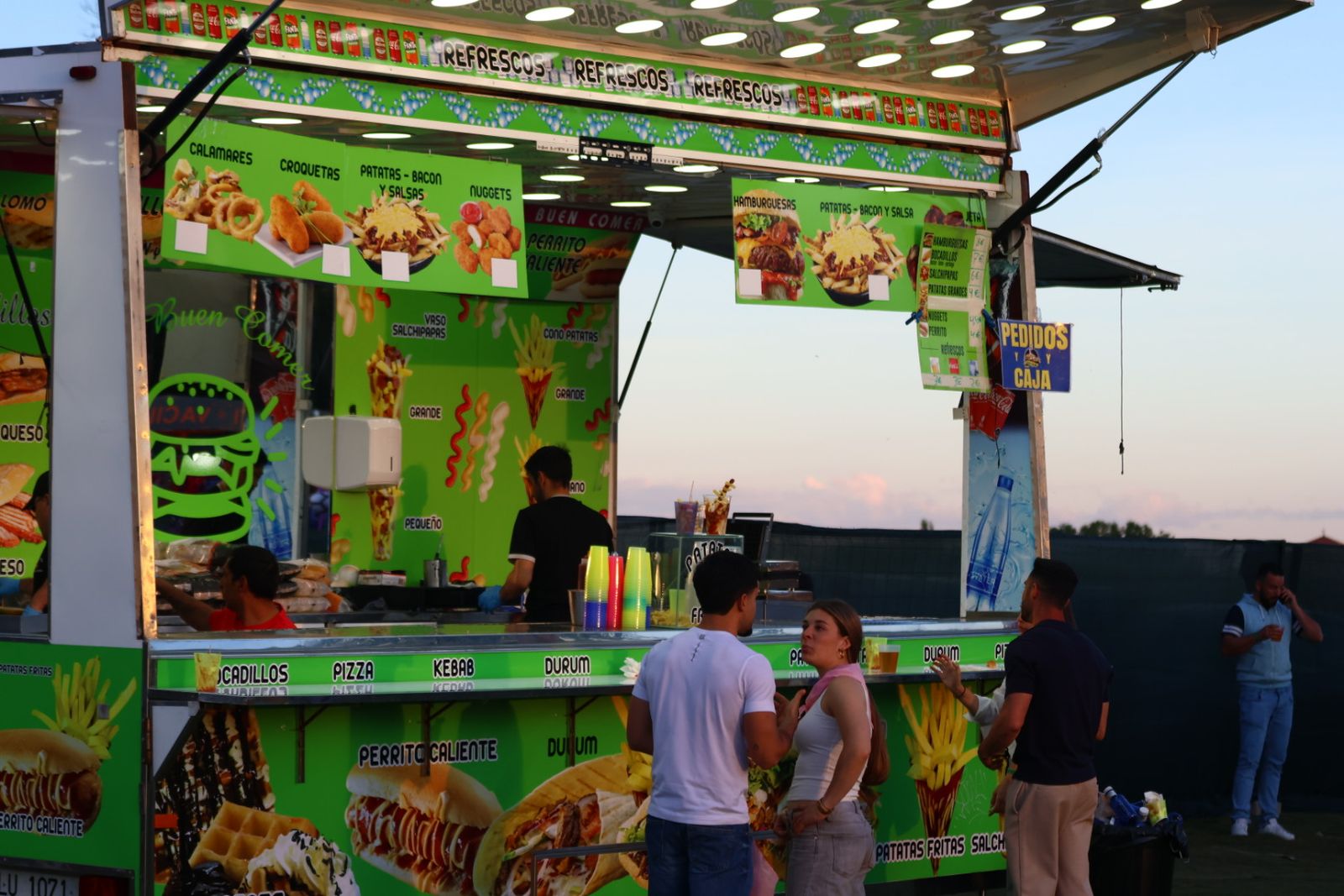 Salamanca de noche, sábado 18 de abril