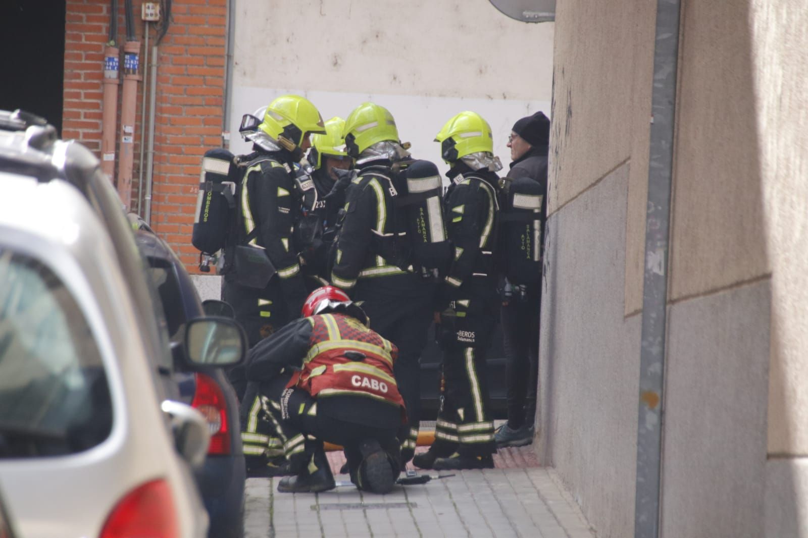 incendio-en-un-garaje-de-la-calle-almansa-fotos-andrea-m-8