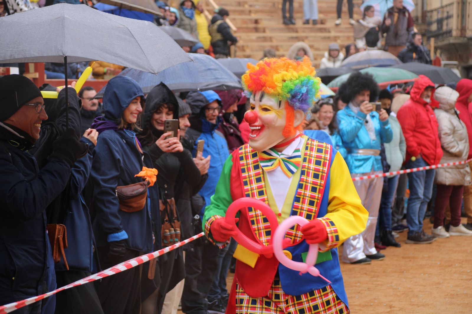 desfile-disfraz-callejero-sabado-carnaval-ciudad-rodrigo-2025-26