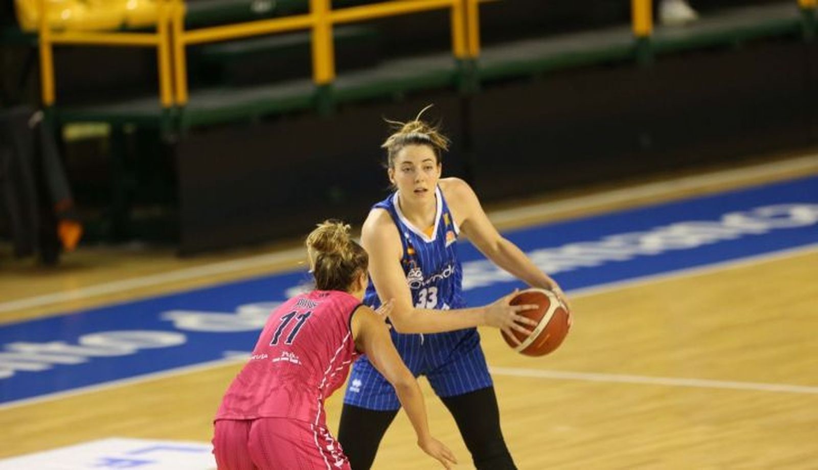 Katie Lou, ante La Seu / FOTO SALAMANCA24HORAS.COM