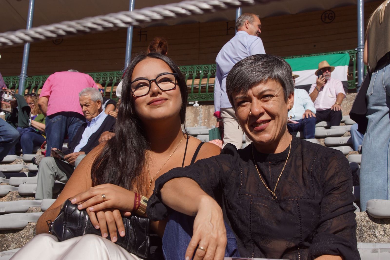 Así ha vivido la afición salmantina el adiós a la feria desde los tendidos: imágenes del ambiente en la corrida concurso