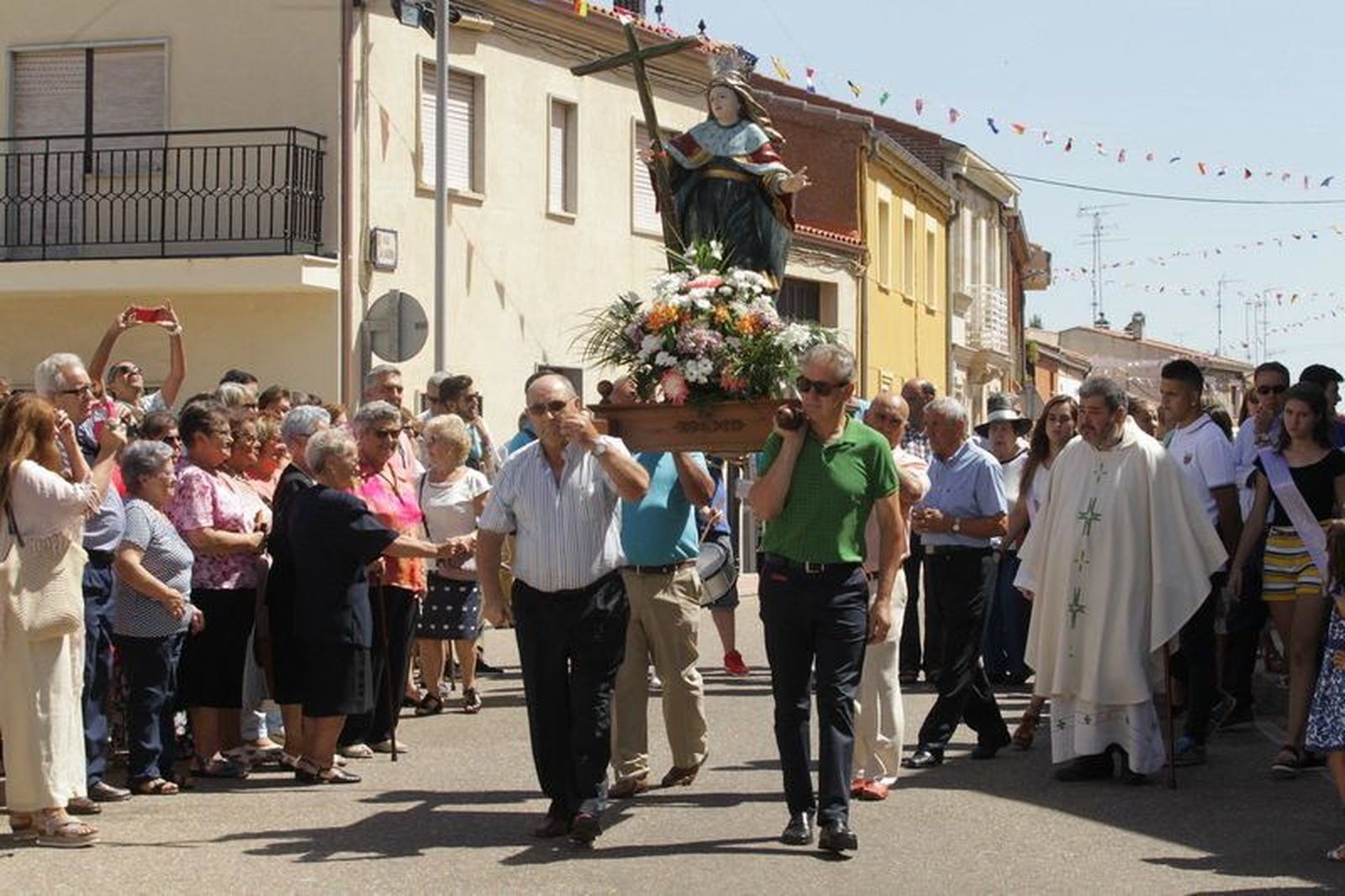 Calzada de Valdunciel honra a su patrona 