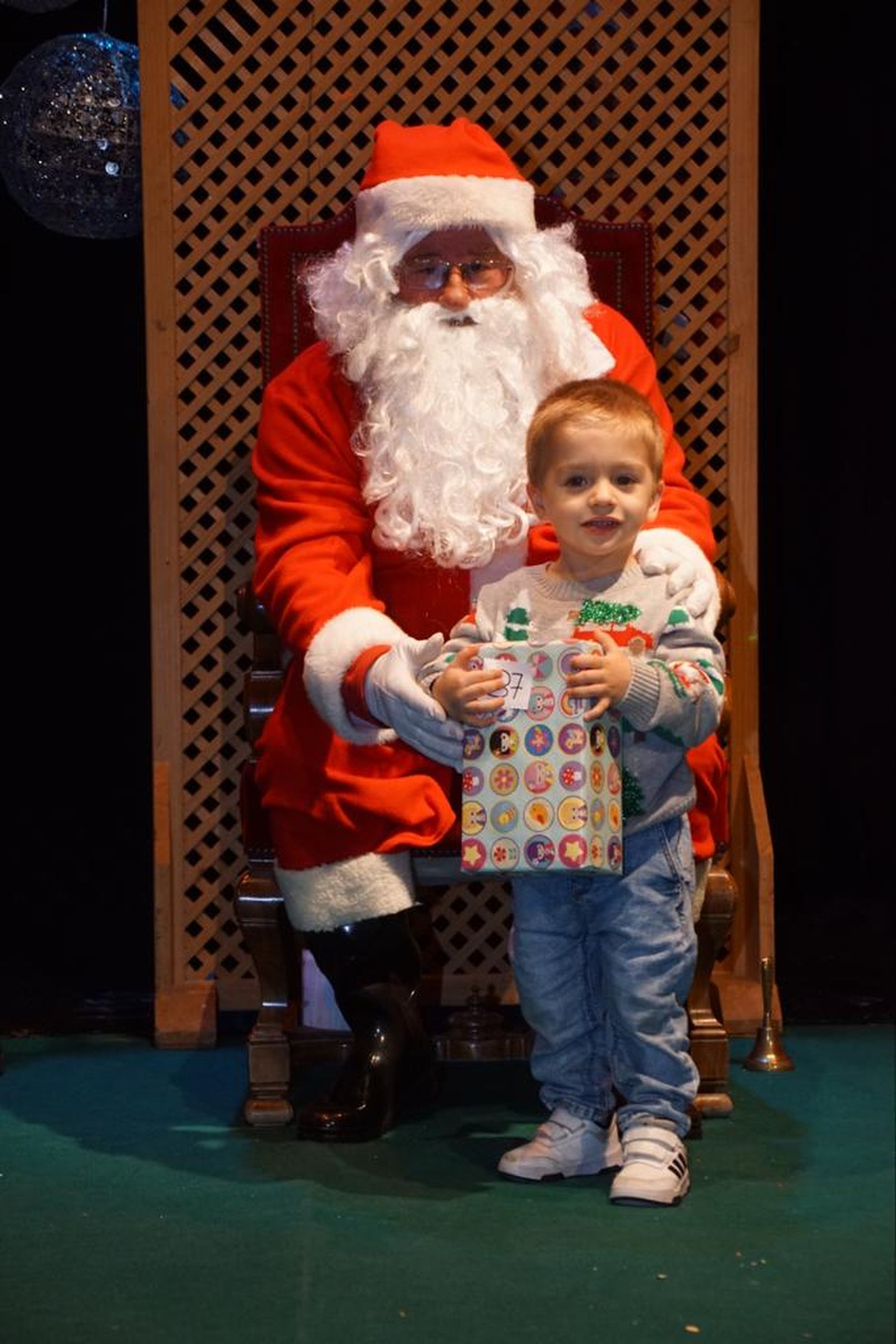 c9888986-d331-439d-9044-be2ab034d35e