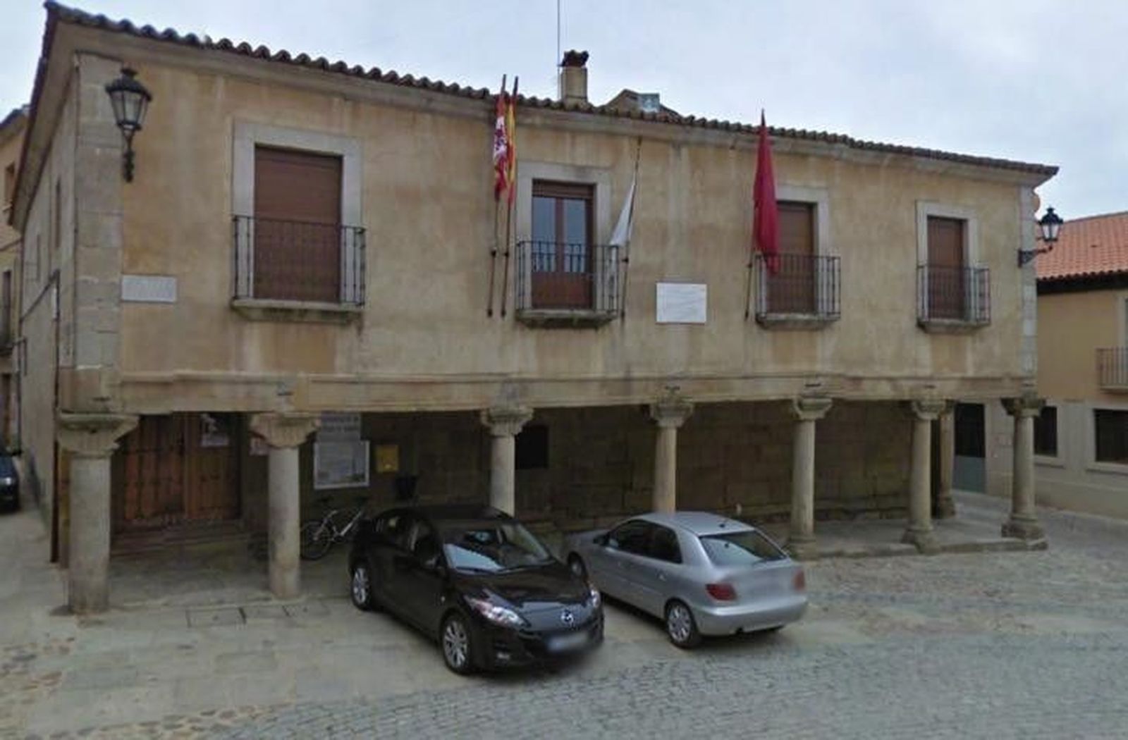 PP y PSOE piden la dimisión del alcalde por sus declaraciones contra una edil