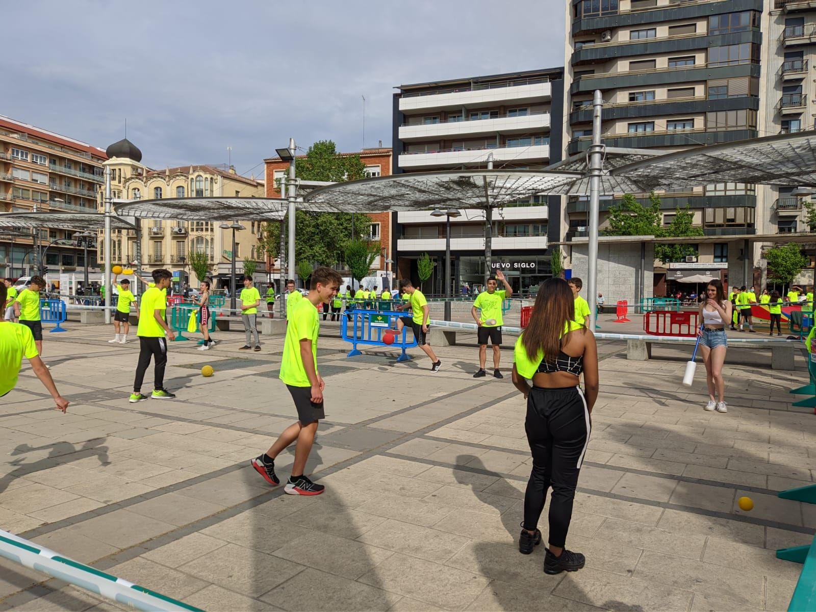 educacion-fisica-en-la-calle-9