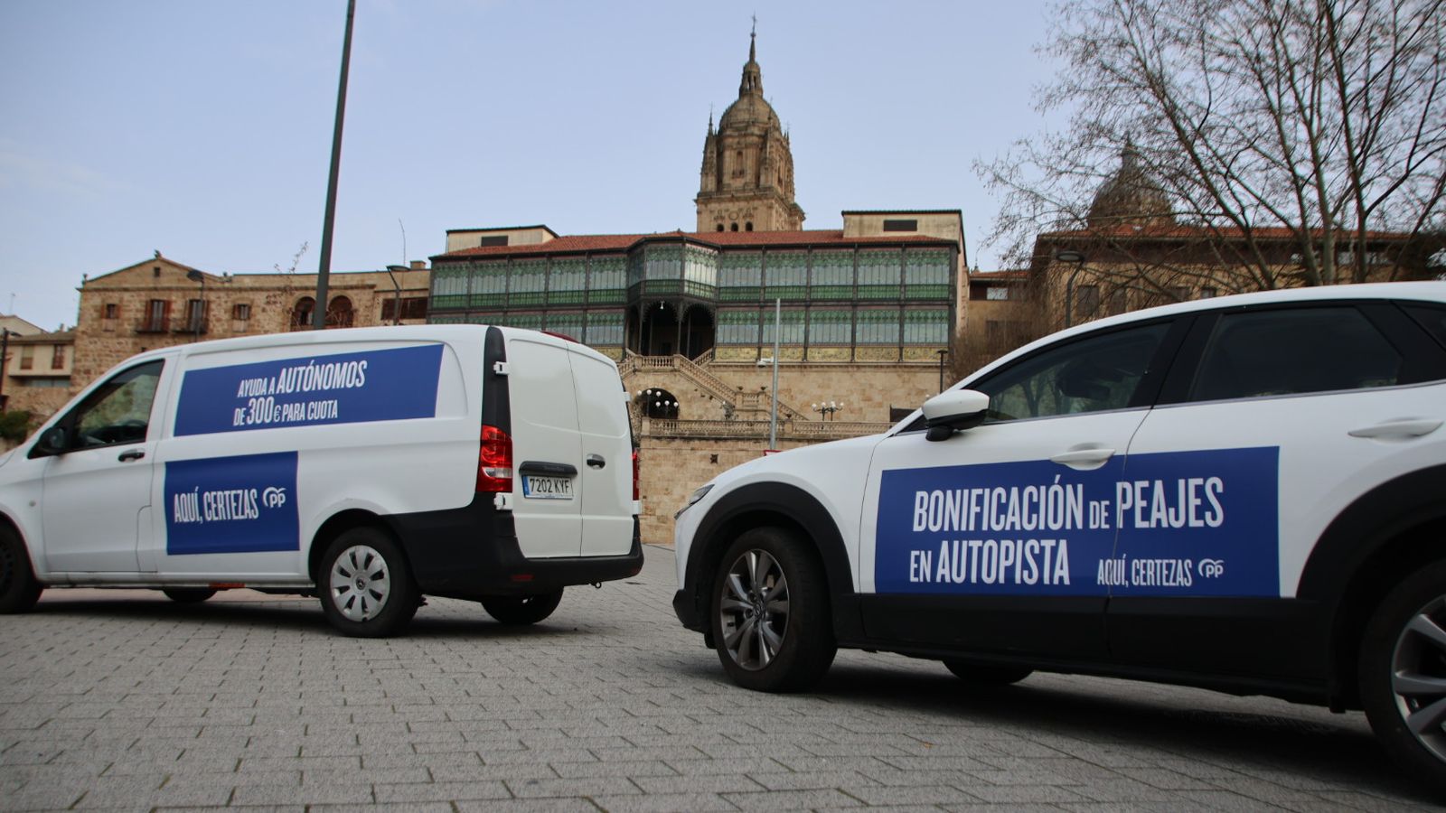 Mañueco presenta su caravana de vehículos en Salamanca