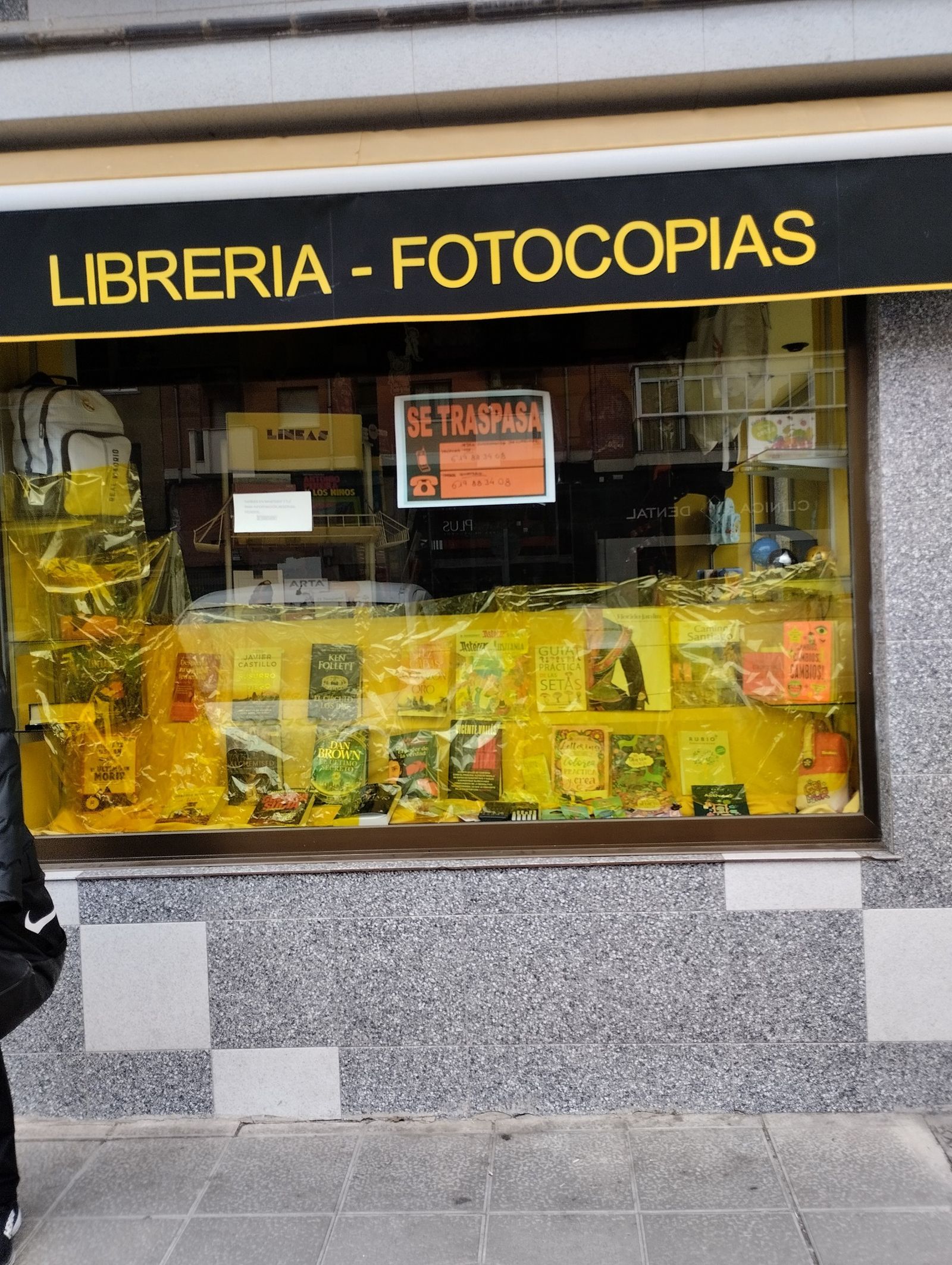 Librería Líneas