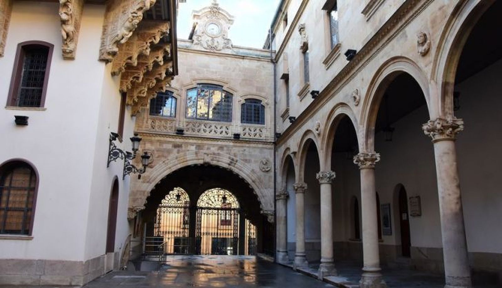 Patio de la Salina desde dentro