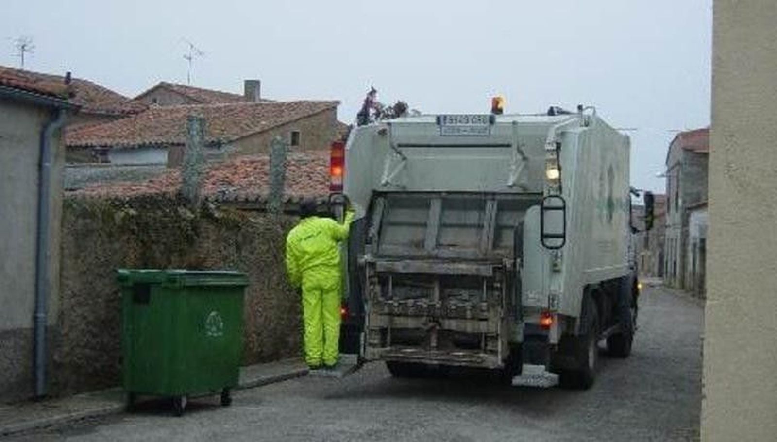 El Ayuntamiento asumirá la gestión de recogida de basuras