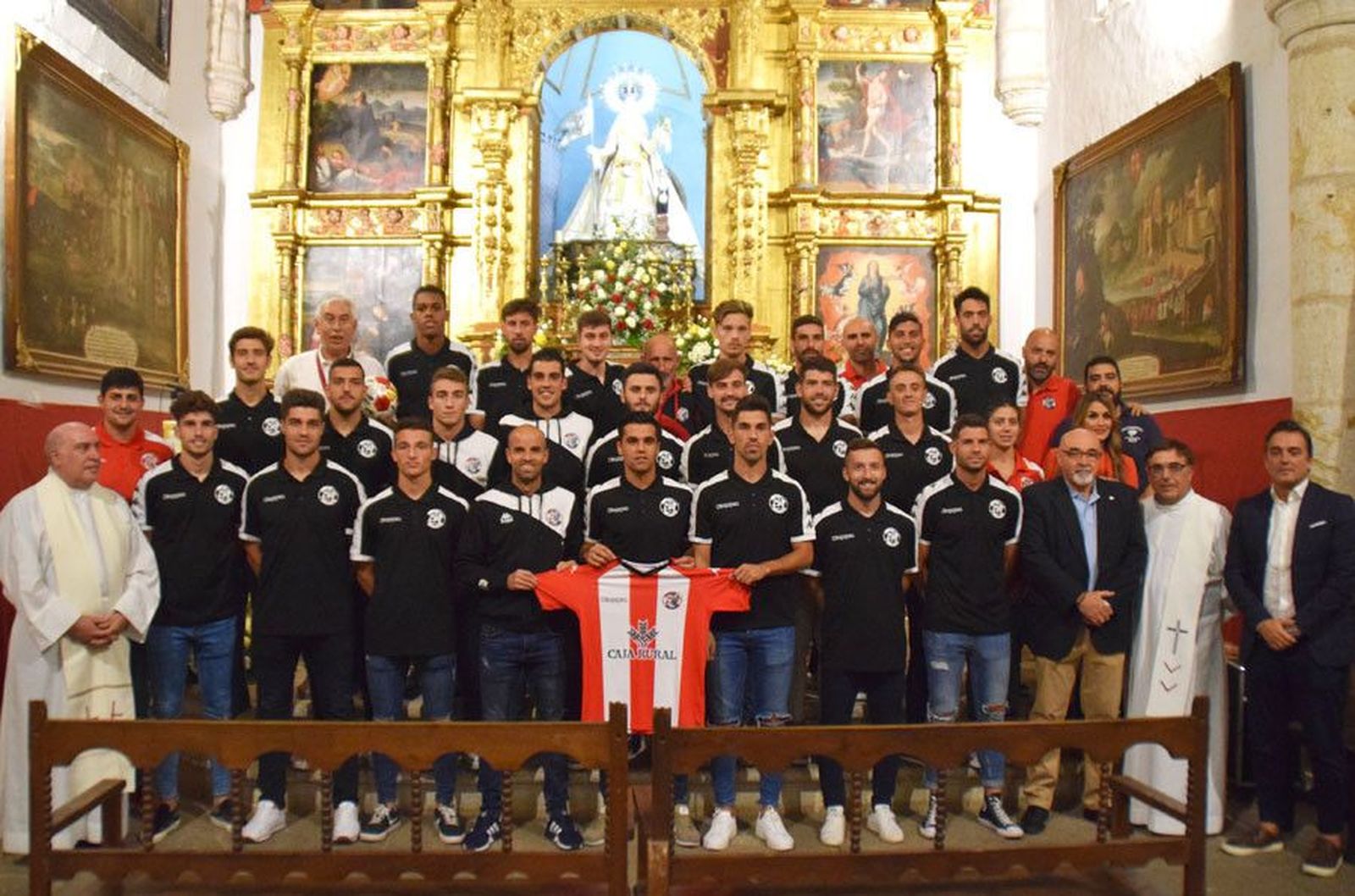 Ofrenda floral zamora