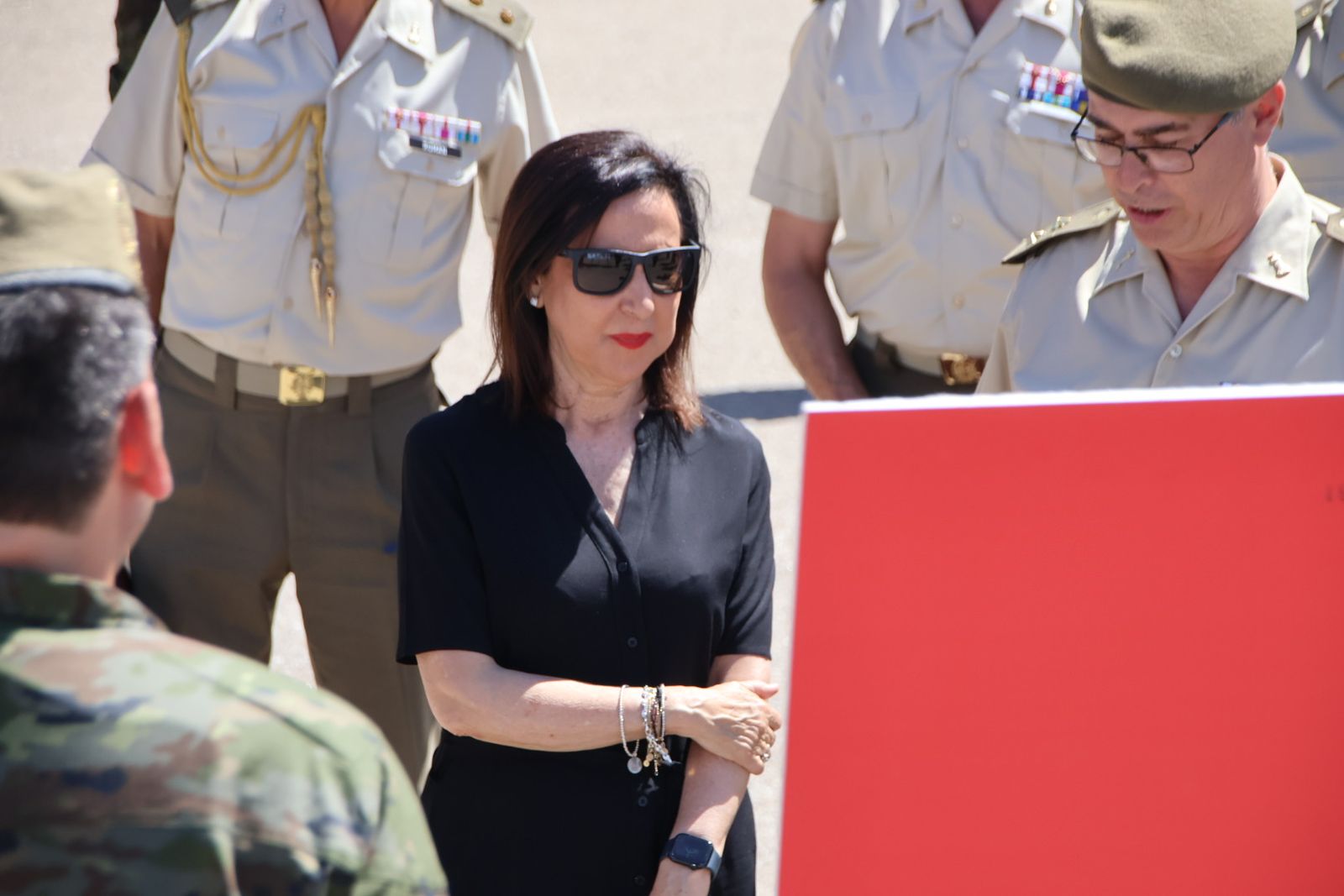 Margarita Robles y Nicanor Sen  visita a Salamanca REI 11