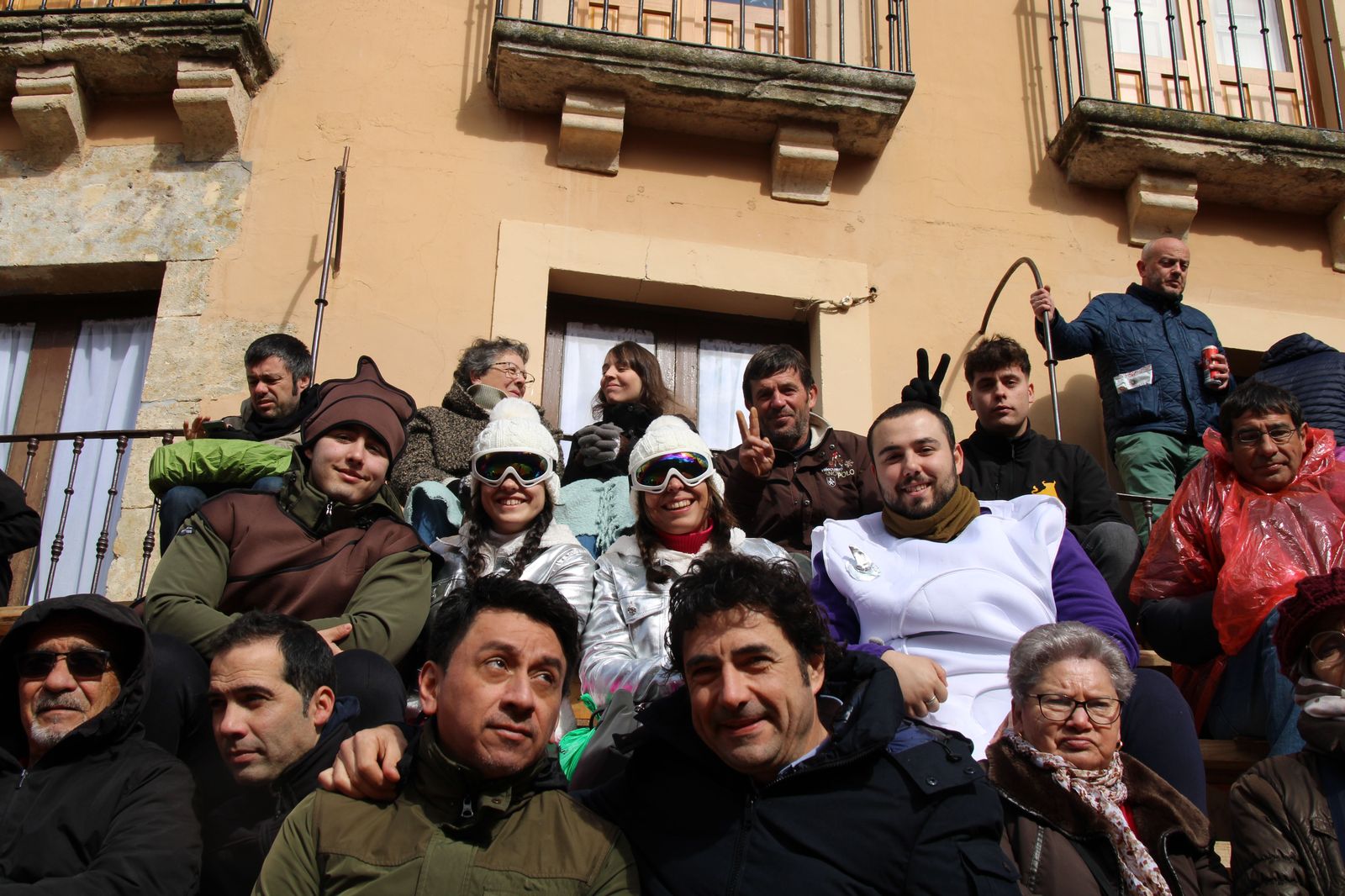 ambiente-durante-el-encierro-urbano-de-ciudad-rodrigo-sabado-10-de-febrero-fotos-s24h-59